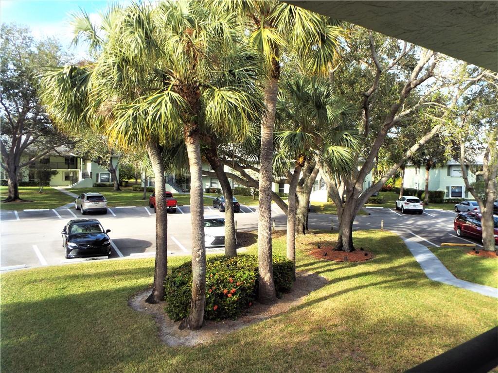 Sabal Ridge Condo - Residential