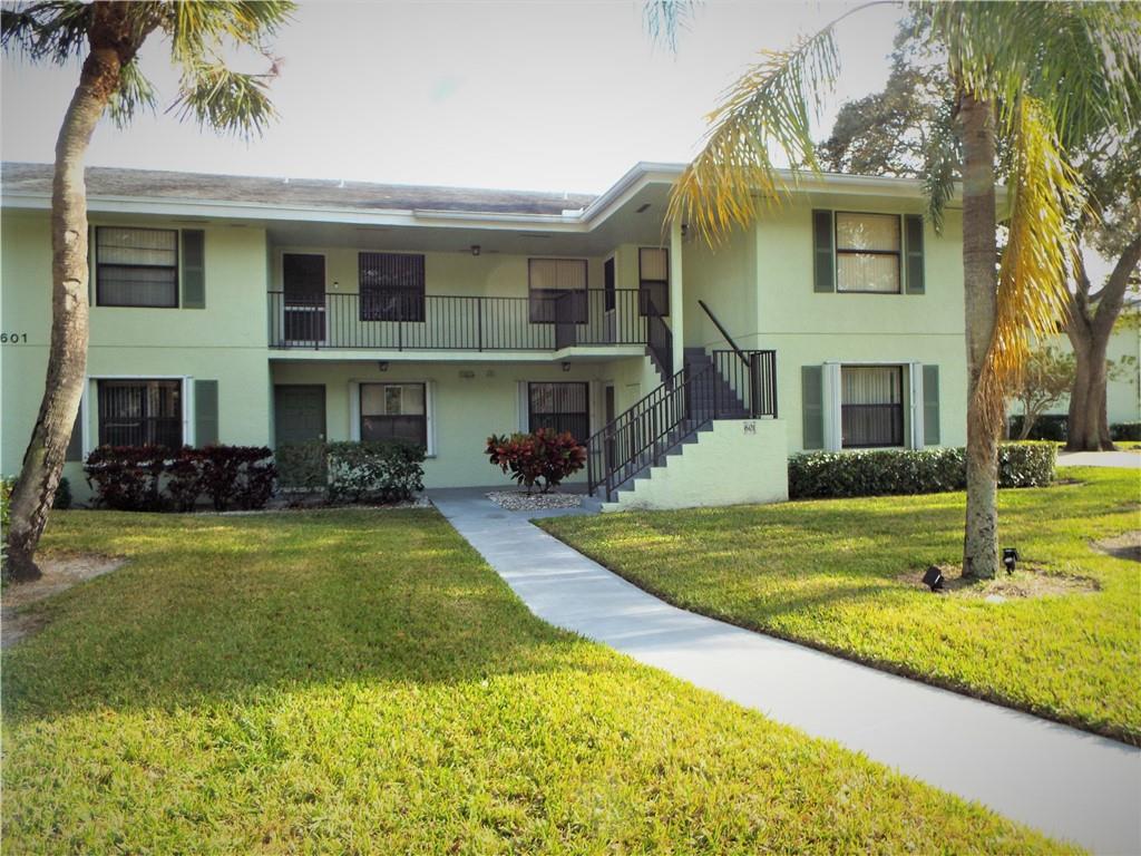 Sabal Ridge Condo - Residential