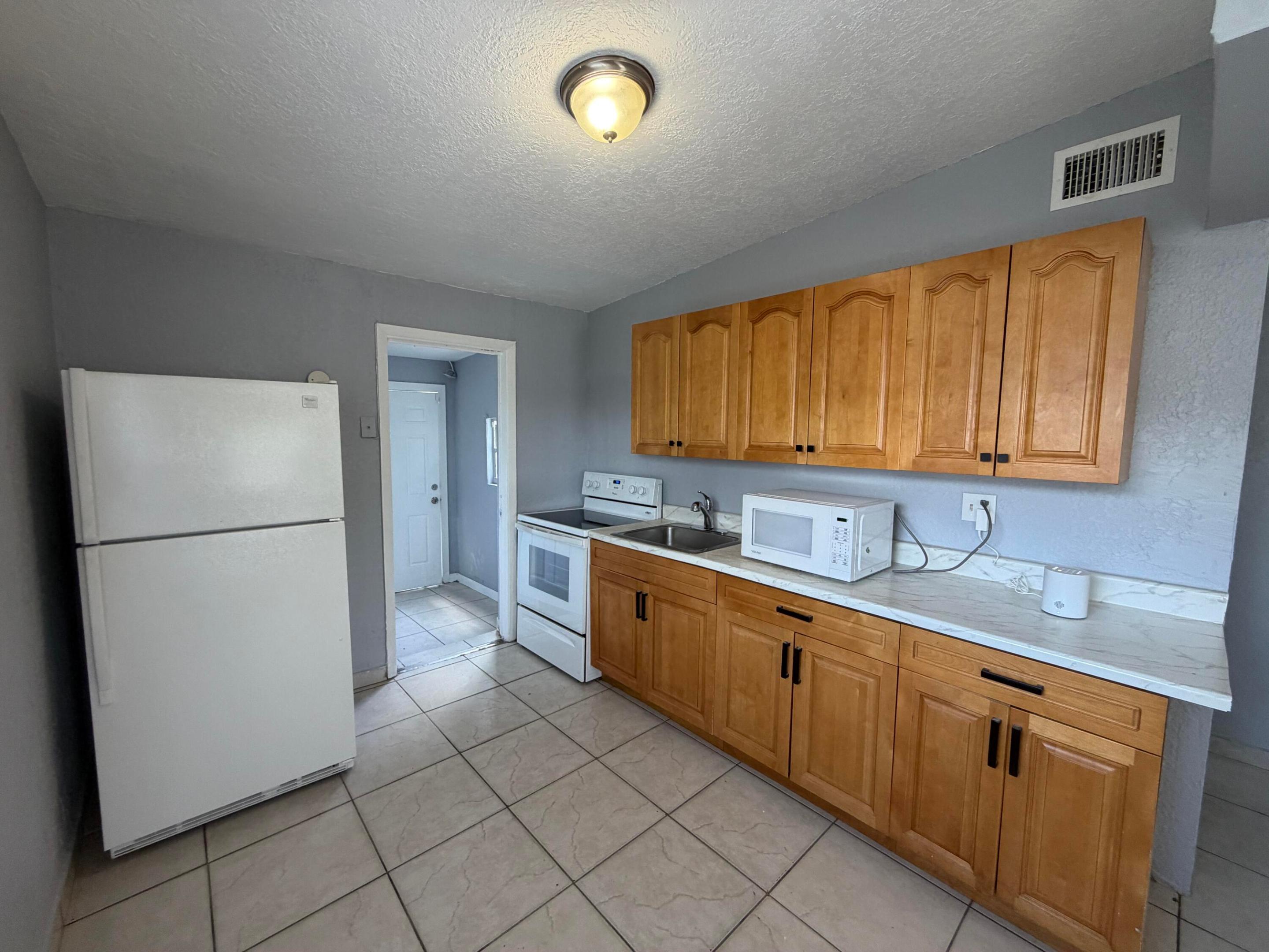 MAGNOLIA GARDENS CONSOLIDATED 1ST - Residential