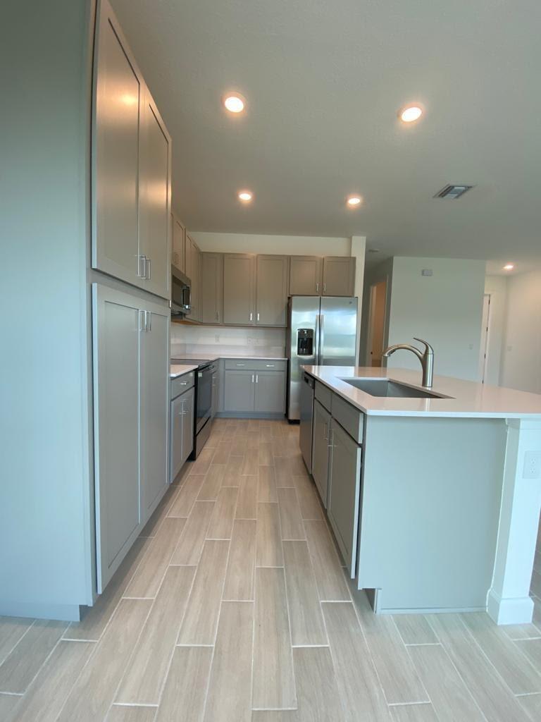ANDALUCIA PUD PLAT 6 - Residential Lease
