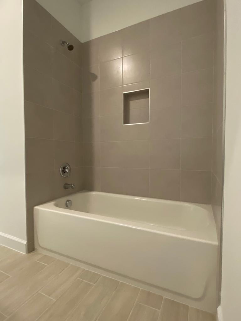 ANDALUCIA PUD PLAT 6 - Residential Lease