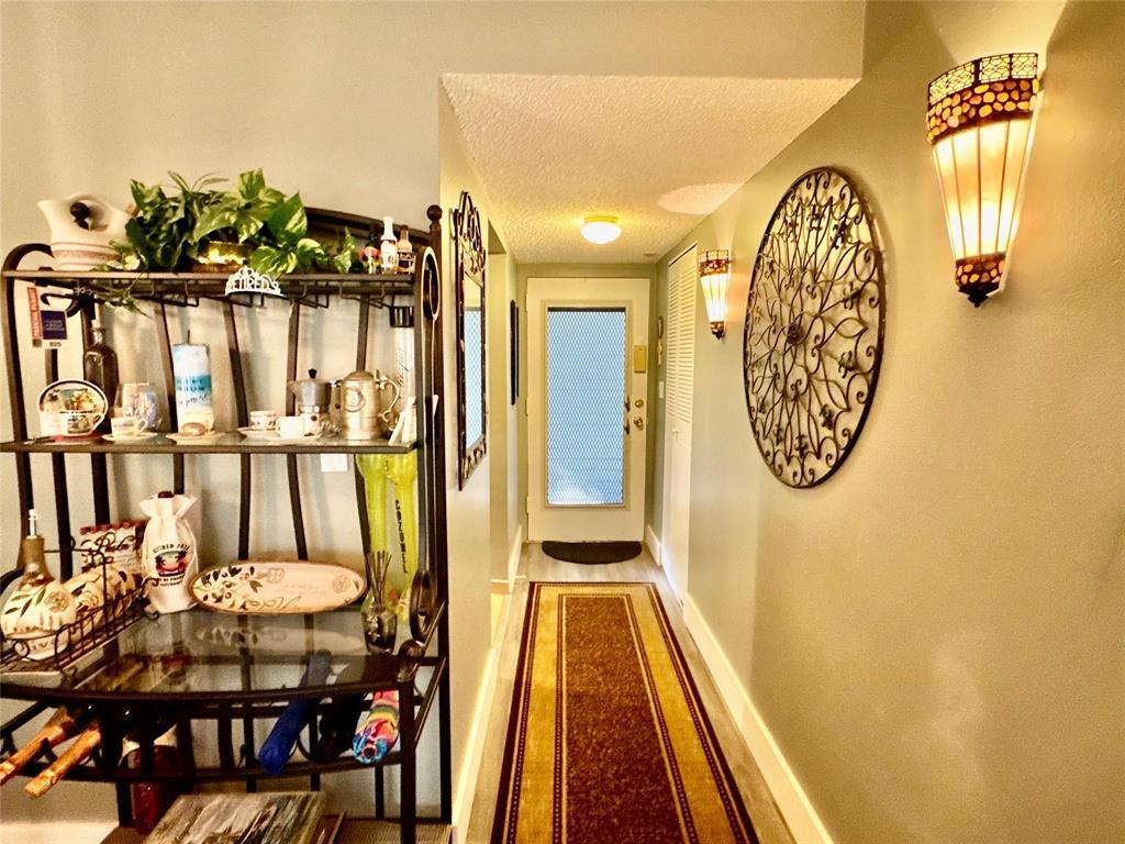 COURTYARDS OF BROWARD - Residential Lease