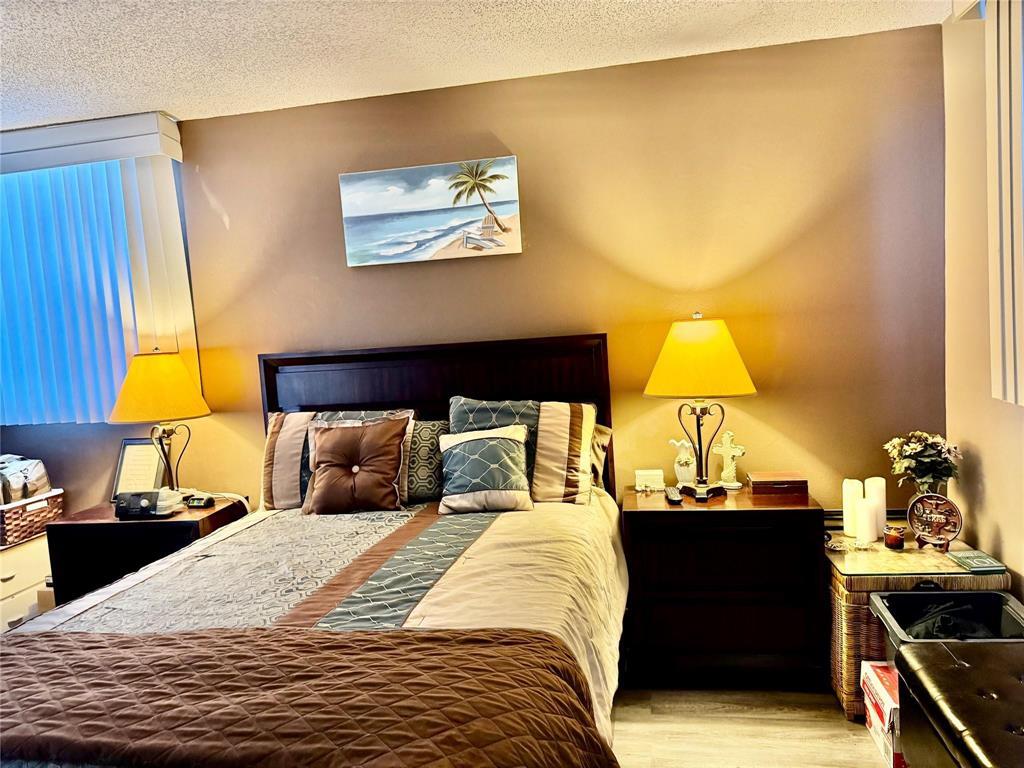 COURTYARDS OF BROWARD - Residential Lease