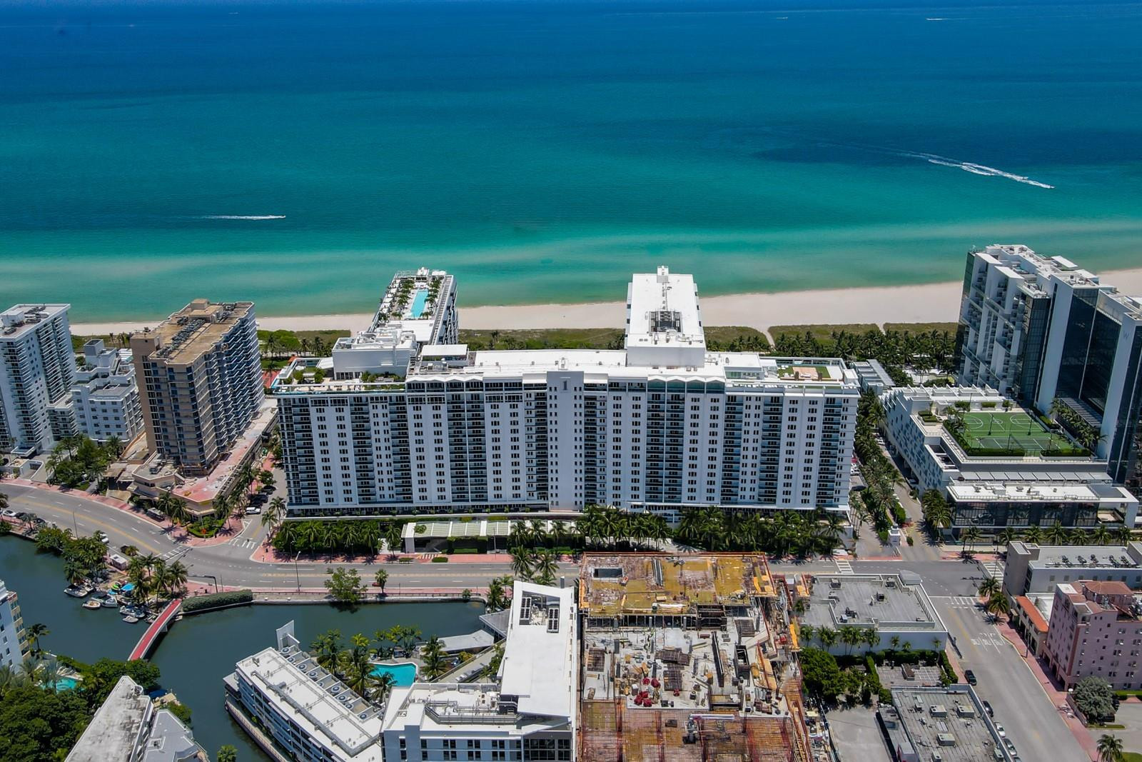 Roney Palace - Residential