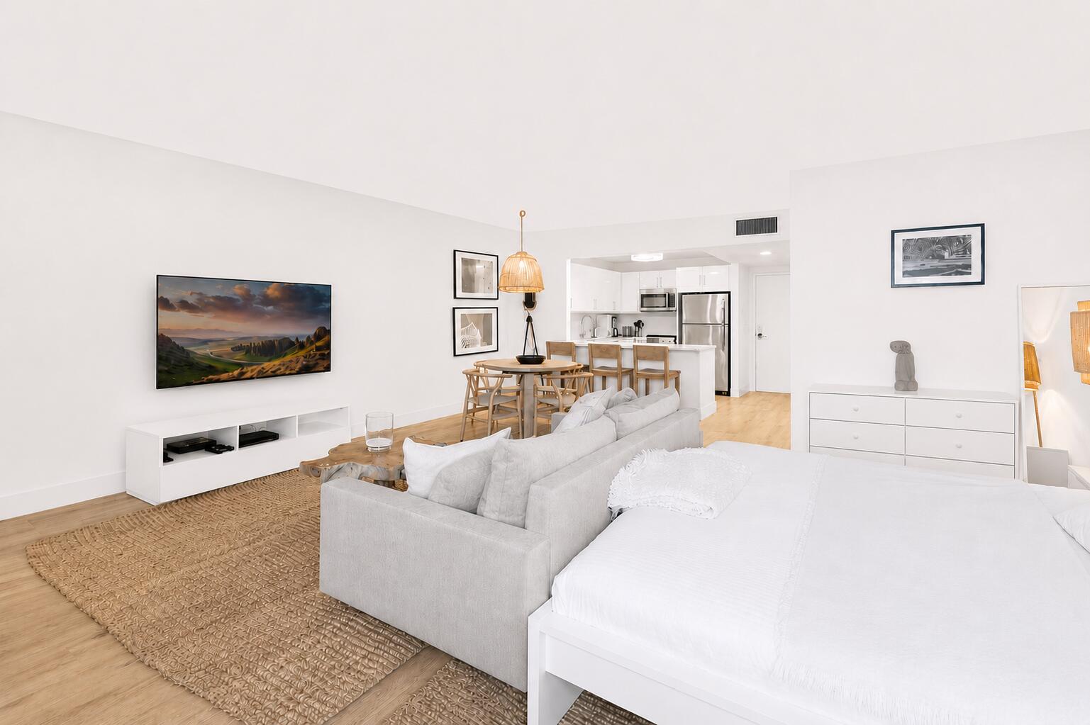 Roney Palace - Residential