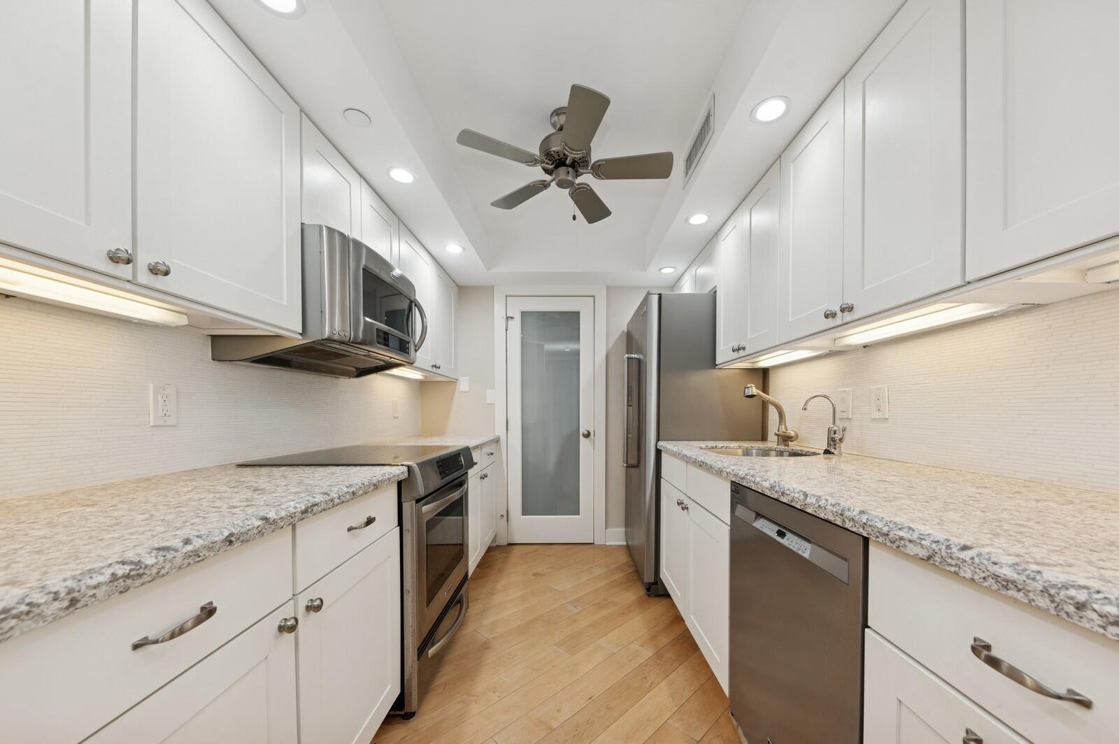 TIARA CONDO - Residential