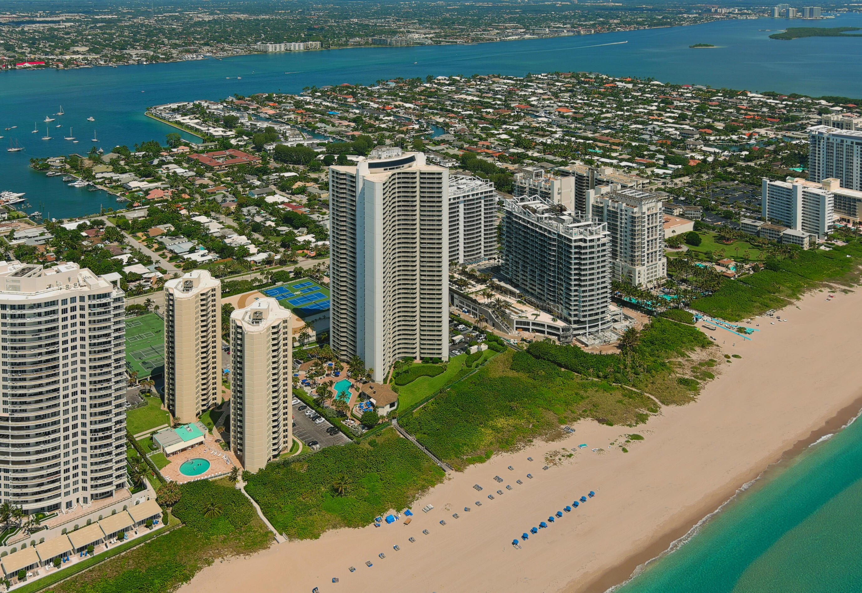 TIARA CONDO - Residential
