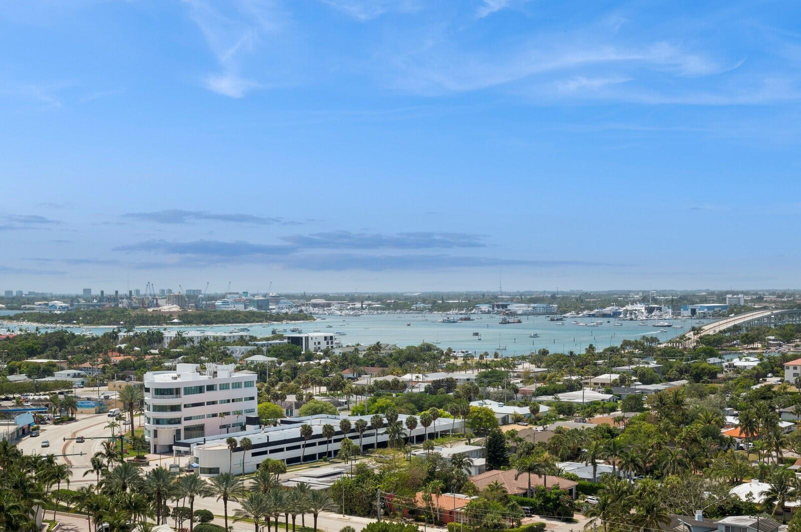 TIARA CONDO - Residential