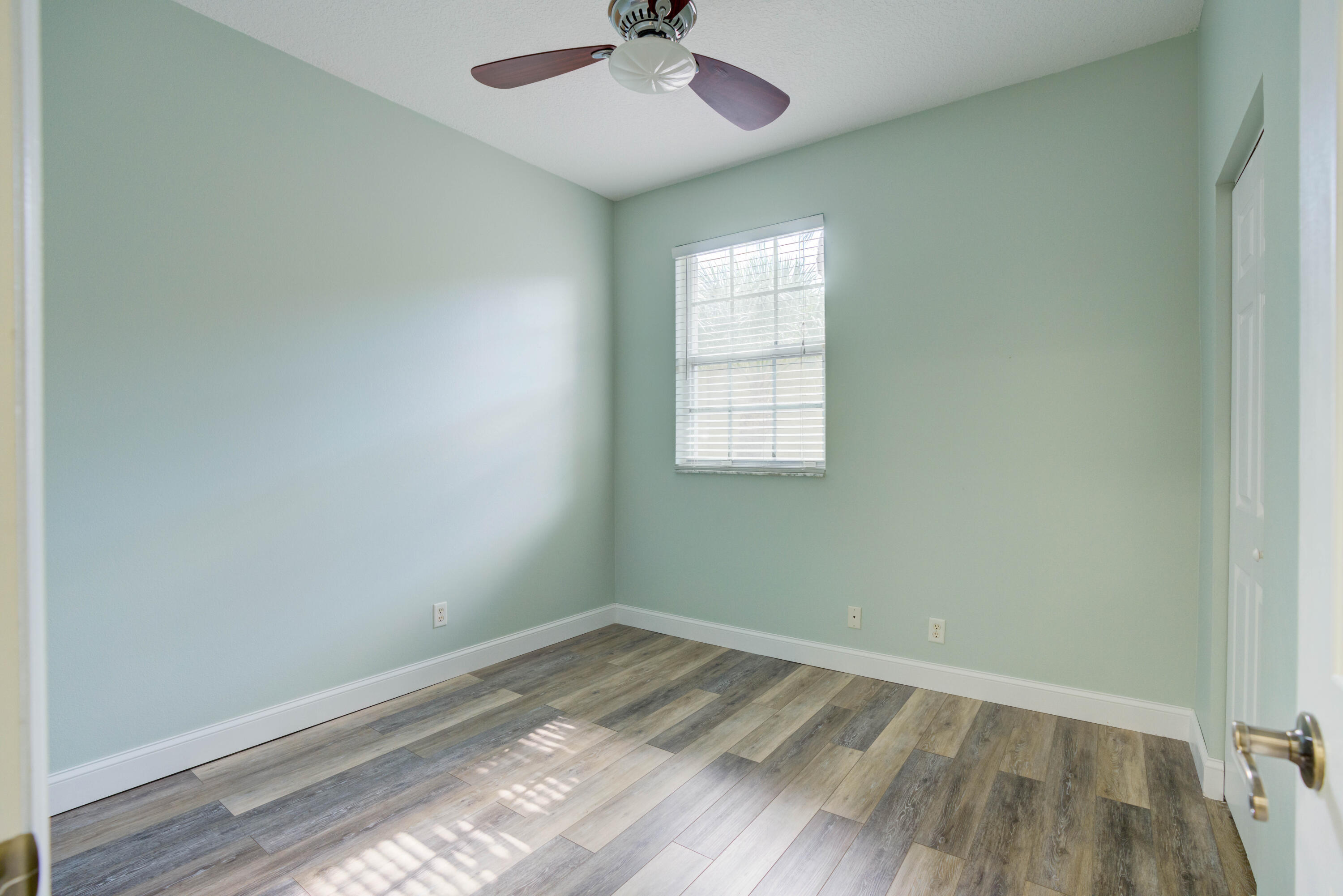 TEQUESTA TRACE CONDO - Residential