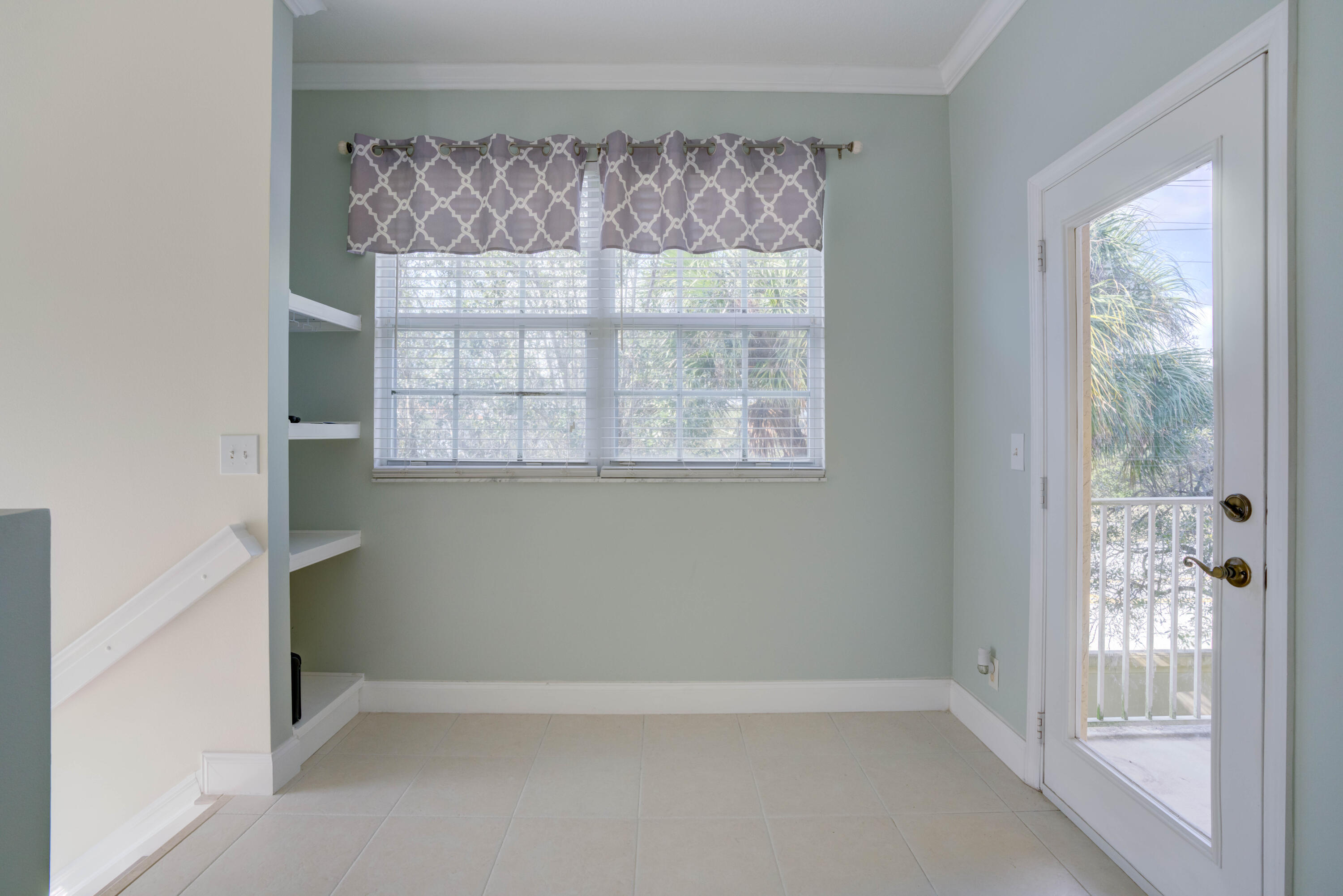 TEQUESTA TRACE CONDO - Residential