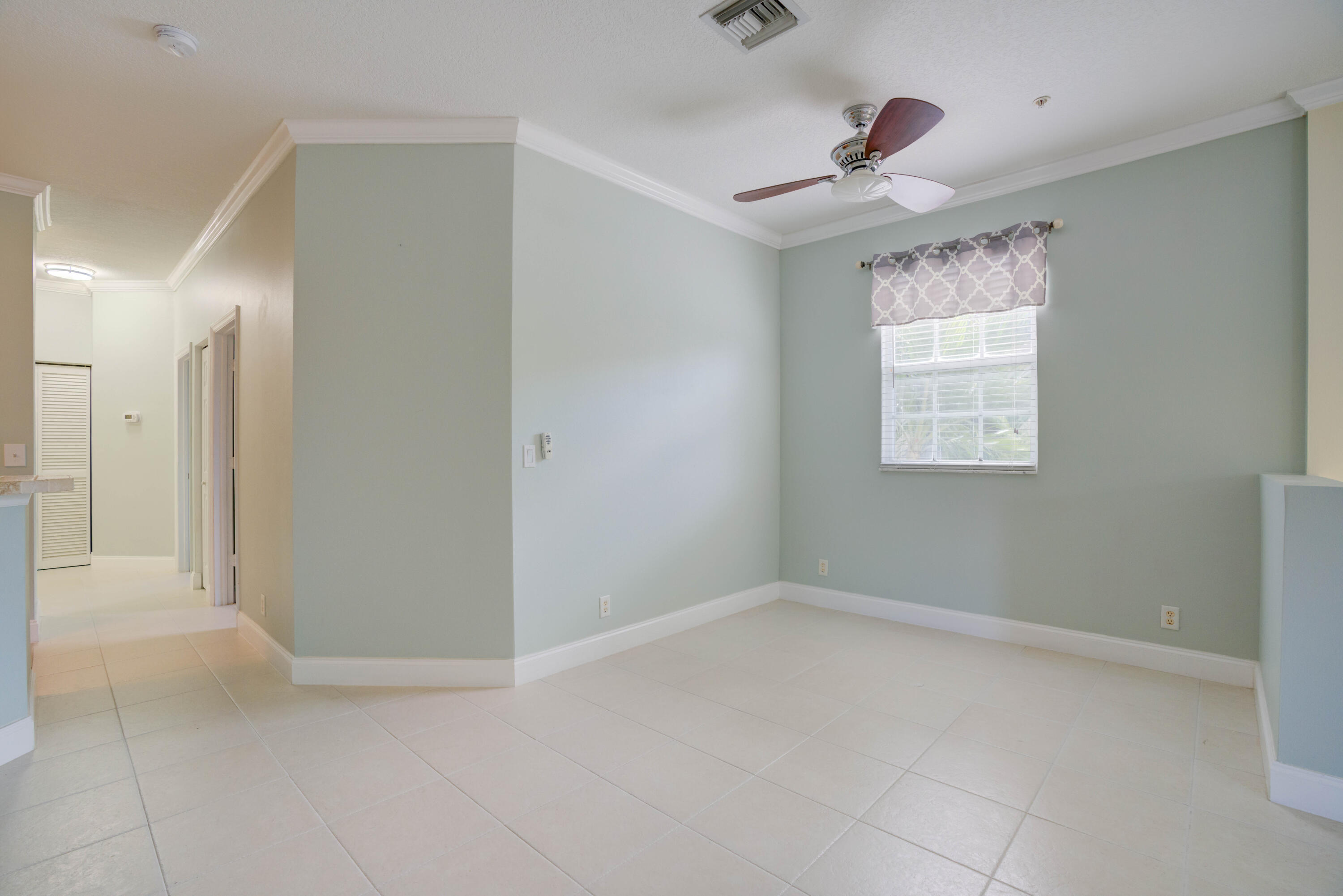 TEQUESTA TRACE CONDO - Residential