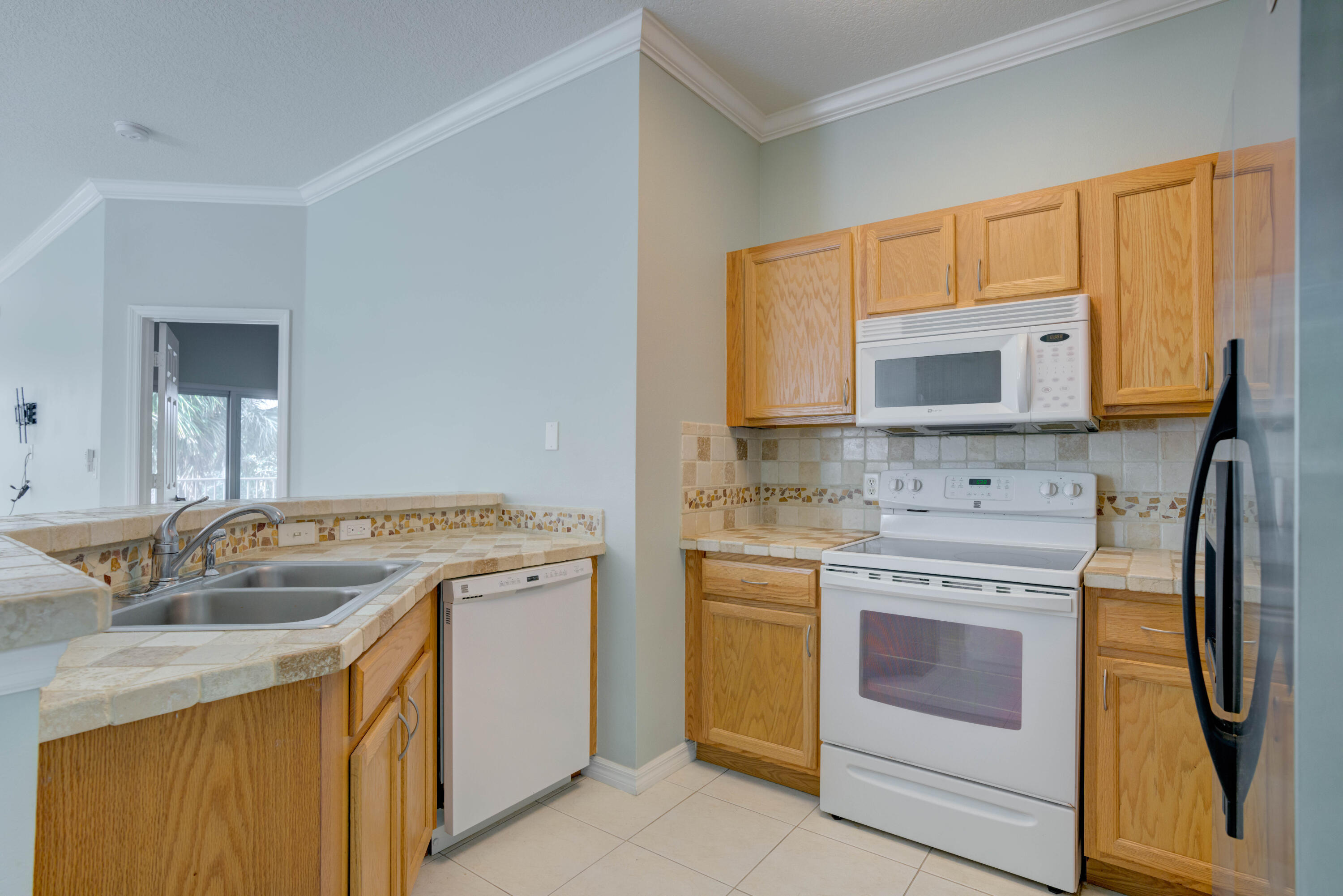 TEQUESTA TRACE CONDO - Residential