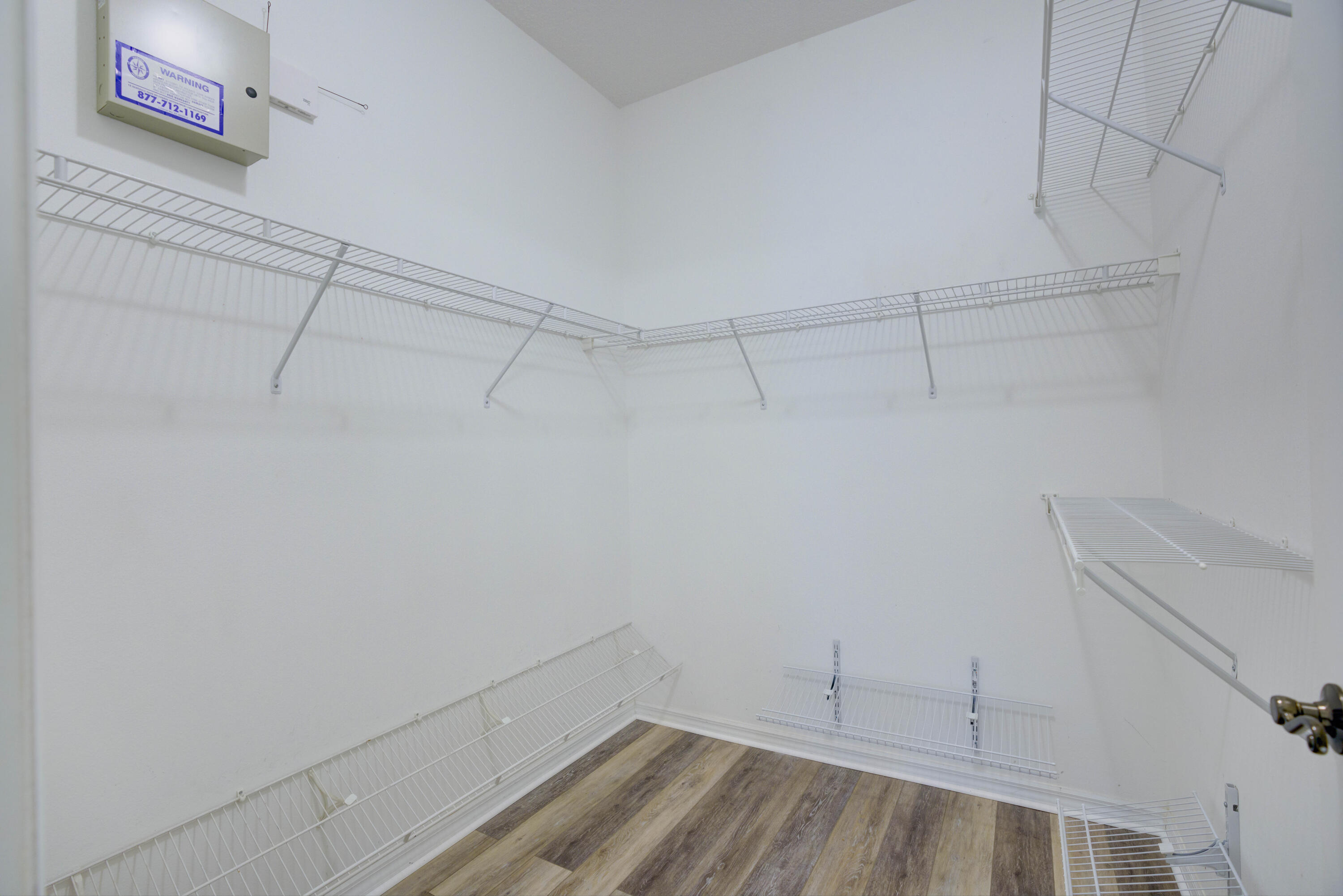 TEQUESTA TRACE CONDO - Residential