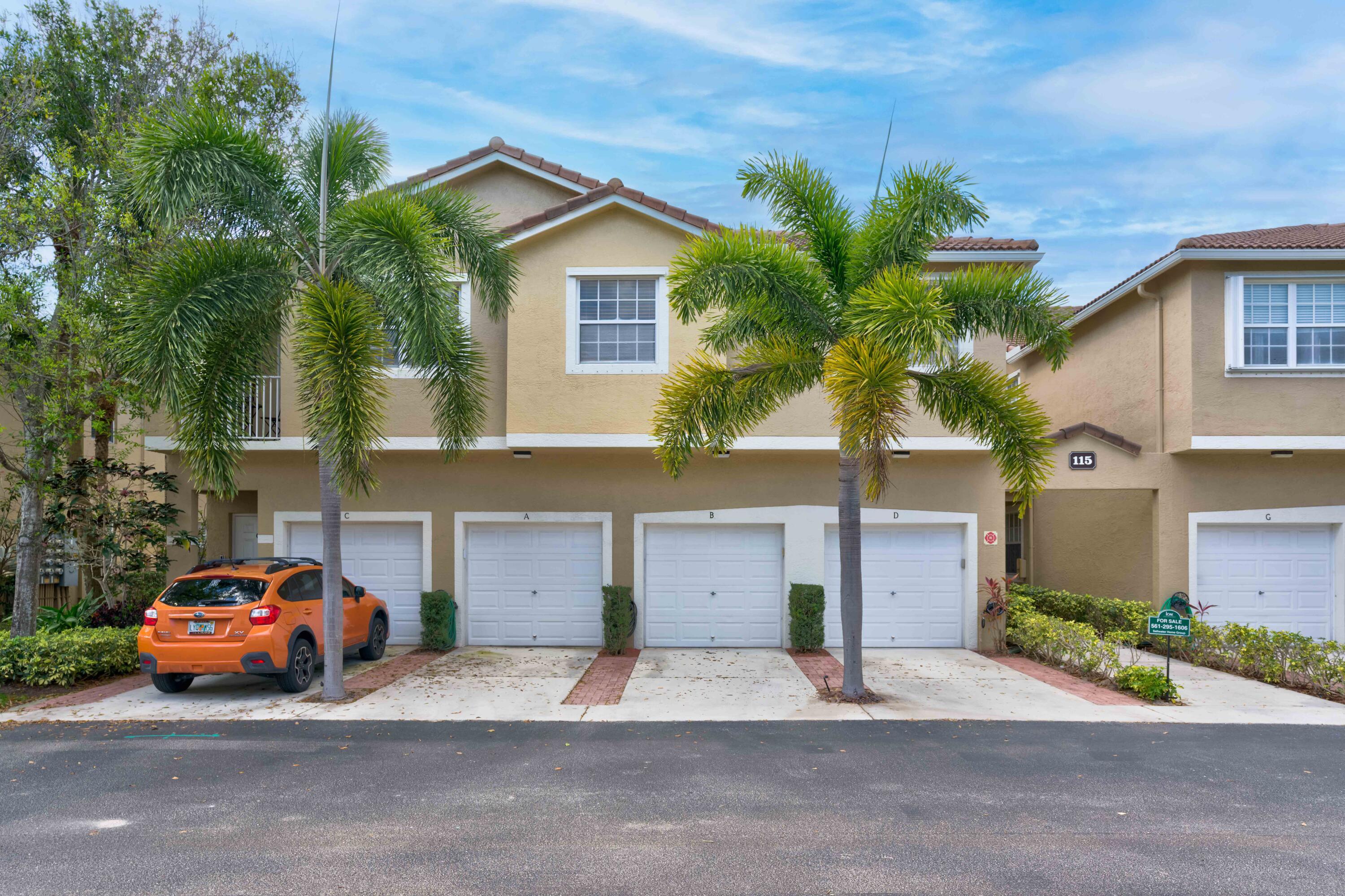 TEQUESTA TRACE CONDO - Residential