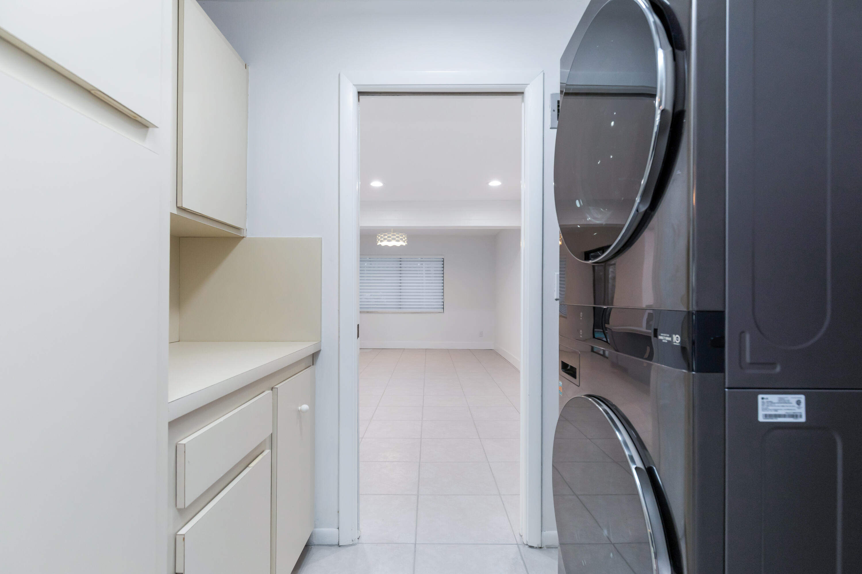 NOB HILL ESTATES 2 SEC - Residential