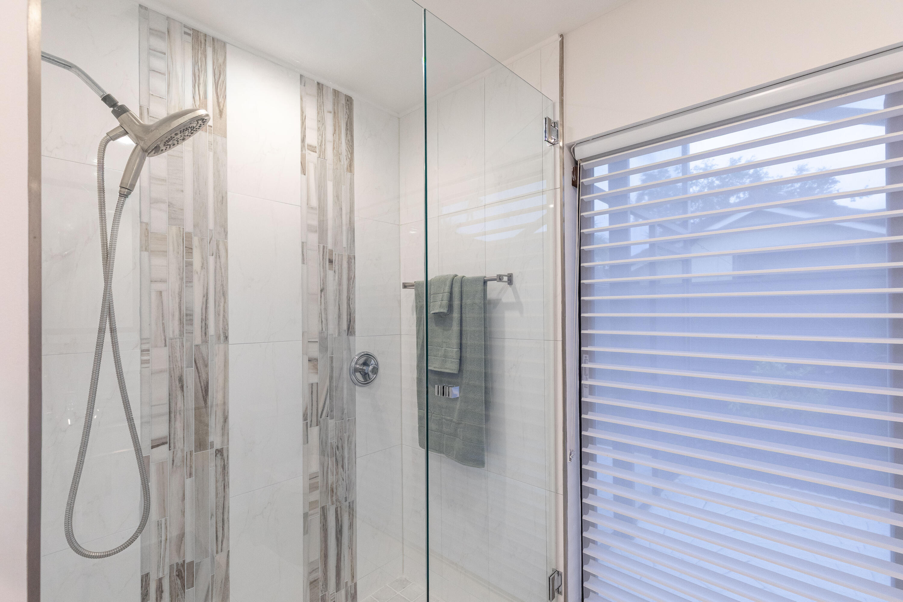 NOB HILL ESTATES 2 SEC - Residential