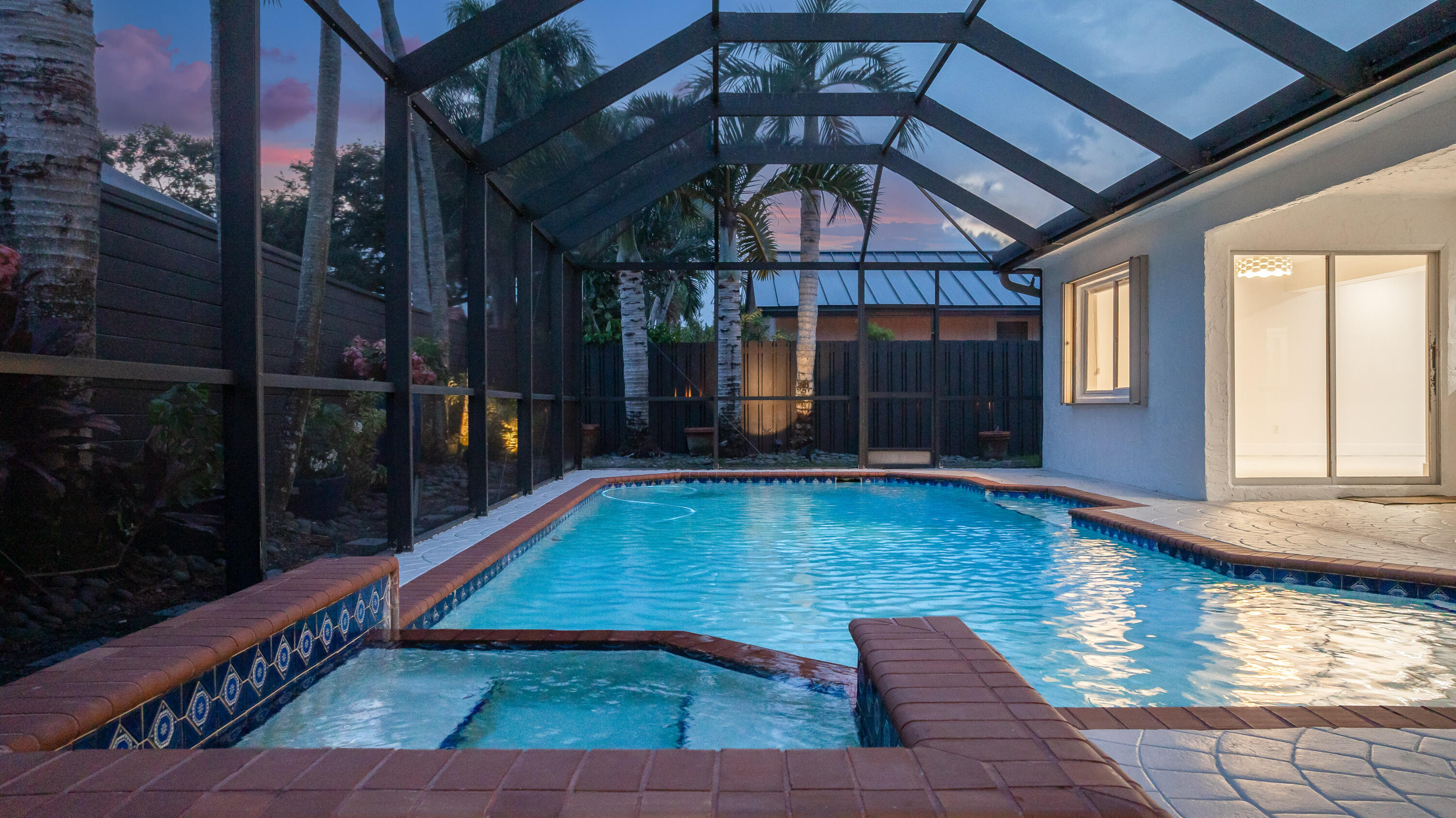 NOB HILL ESTATES 2 SEC - Residential
