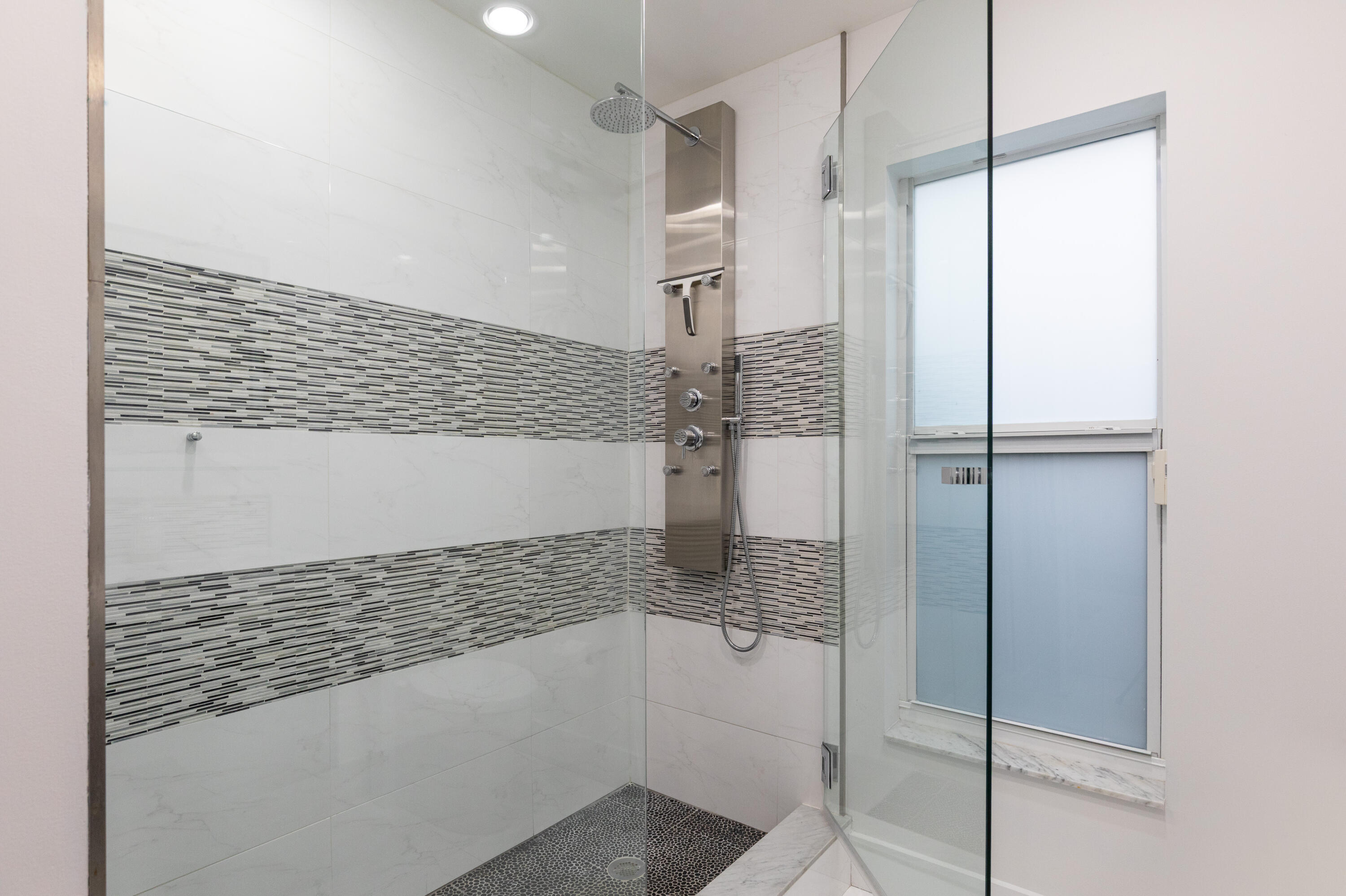 NOB HILL ESTATES 2 SEC - Residential