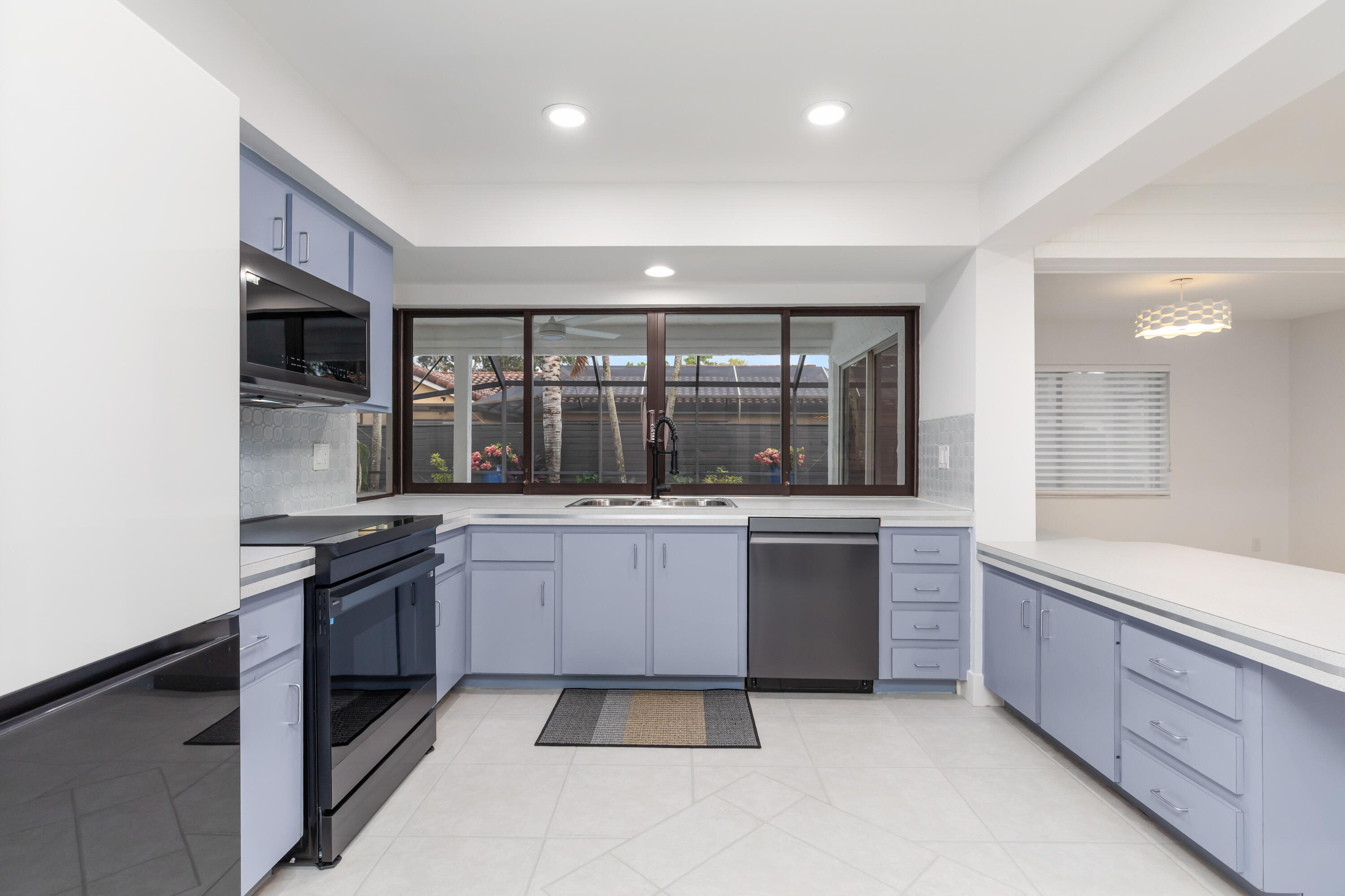 NOB HILL ESTATES 2 SEC - Residential