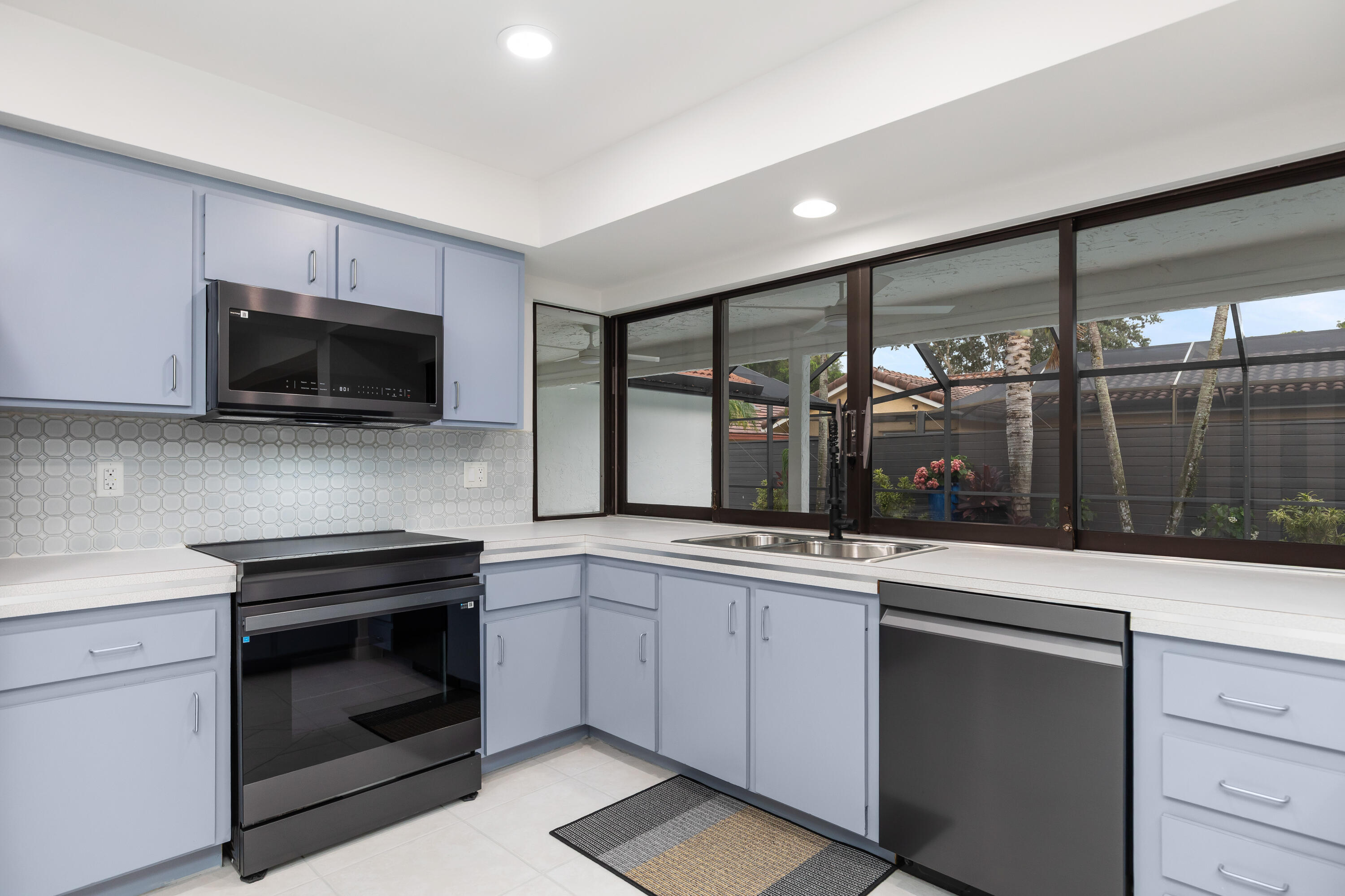 NOB HILL ESTATES 2 SEC - Residential