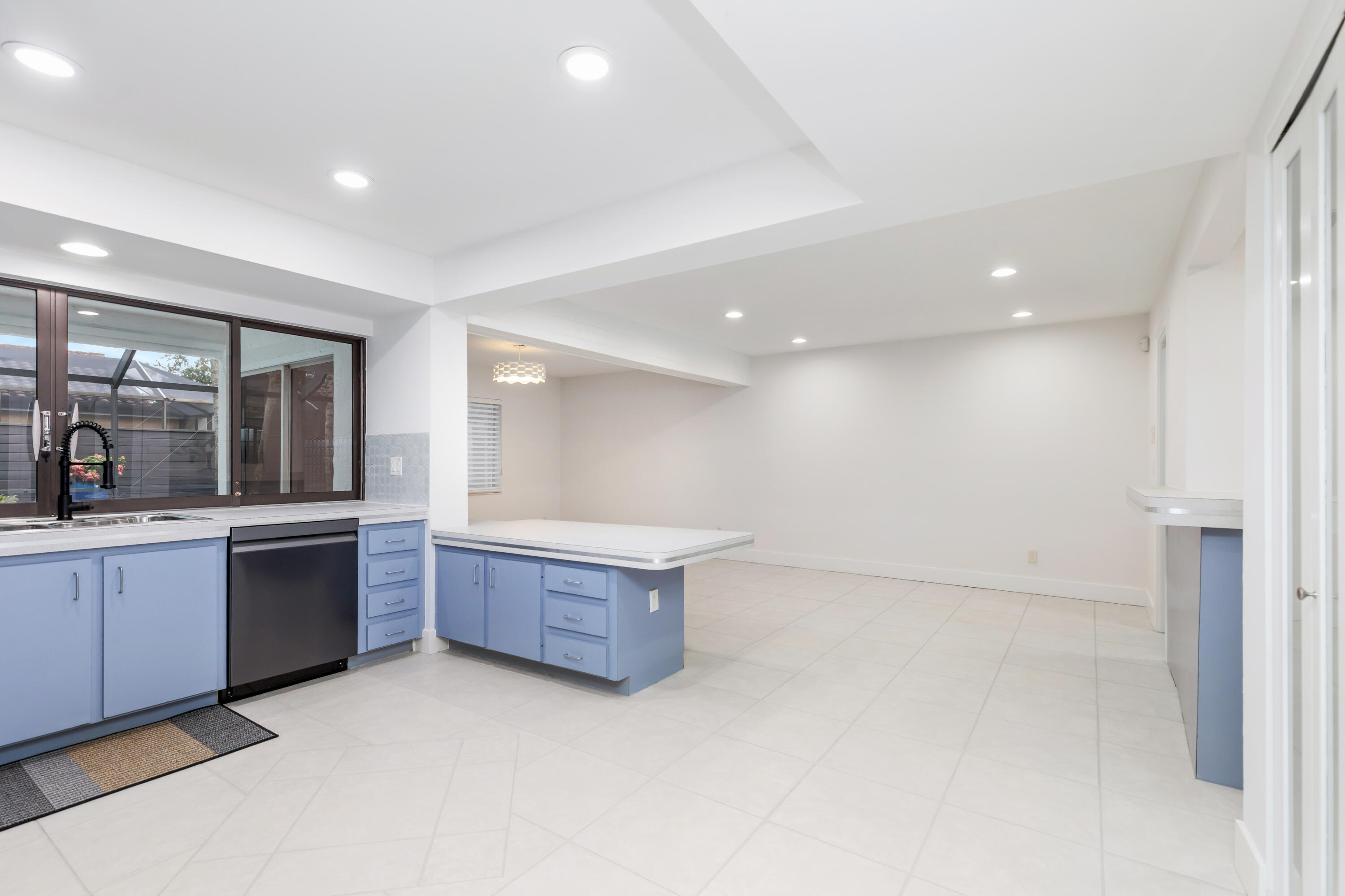 NOB HILL ESTATES 2 SEC - Residential