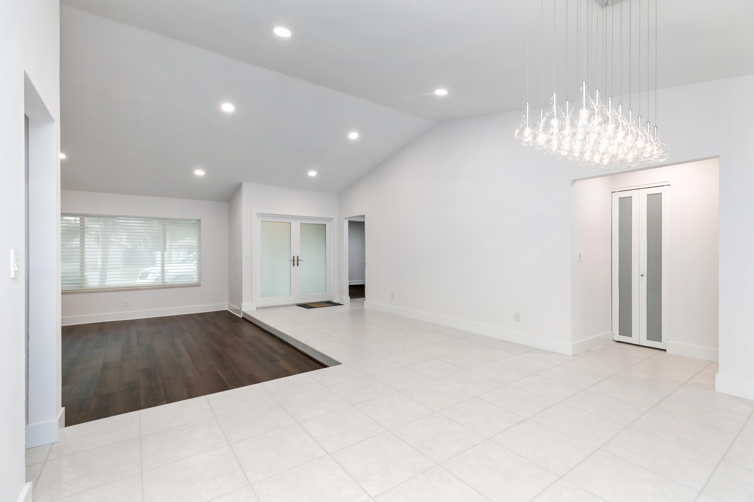 NOB HILL ESTATES 2 SEC - Residential