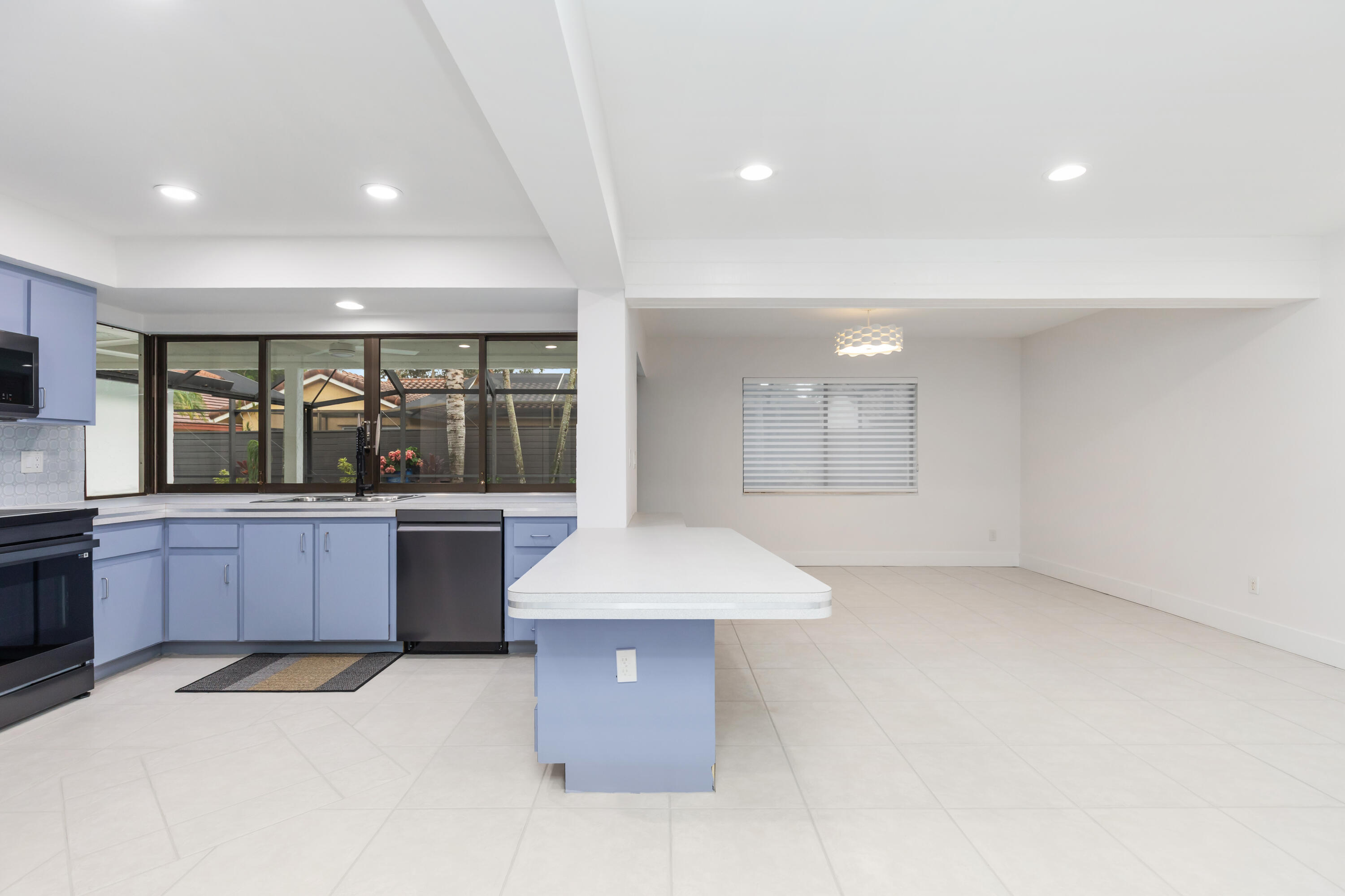 NOB HILL ESTATES 2 SEC - Residential