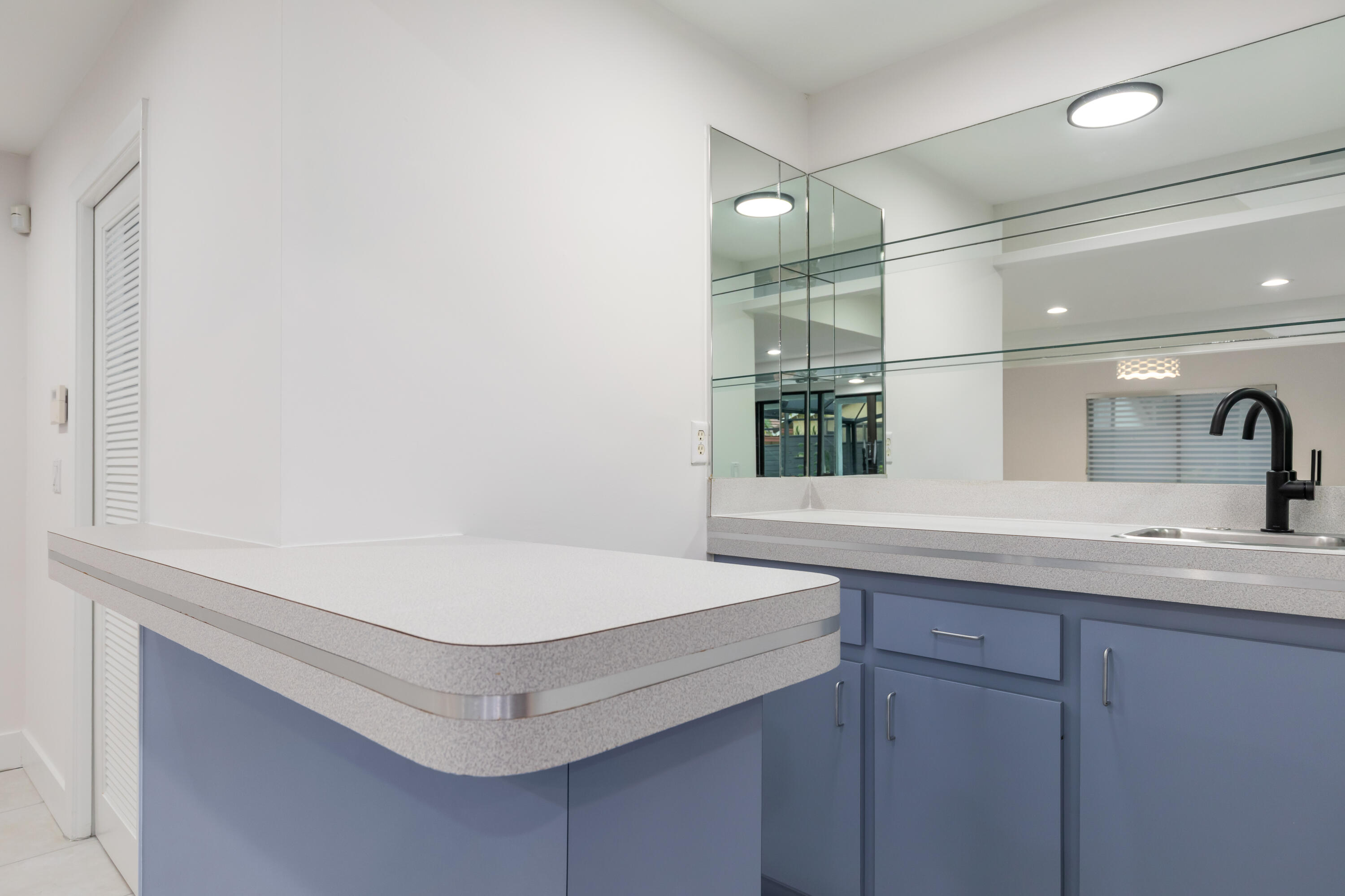 NOB HILL ESTATES 2 SEC - Residential