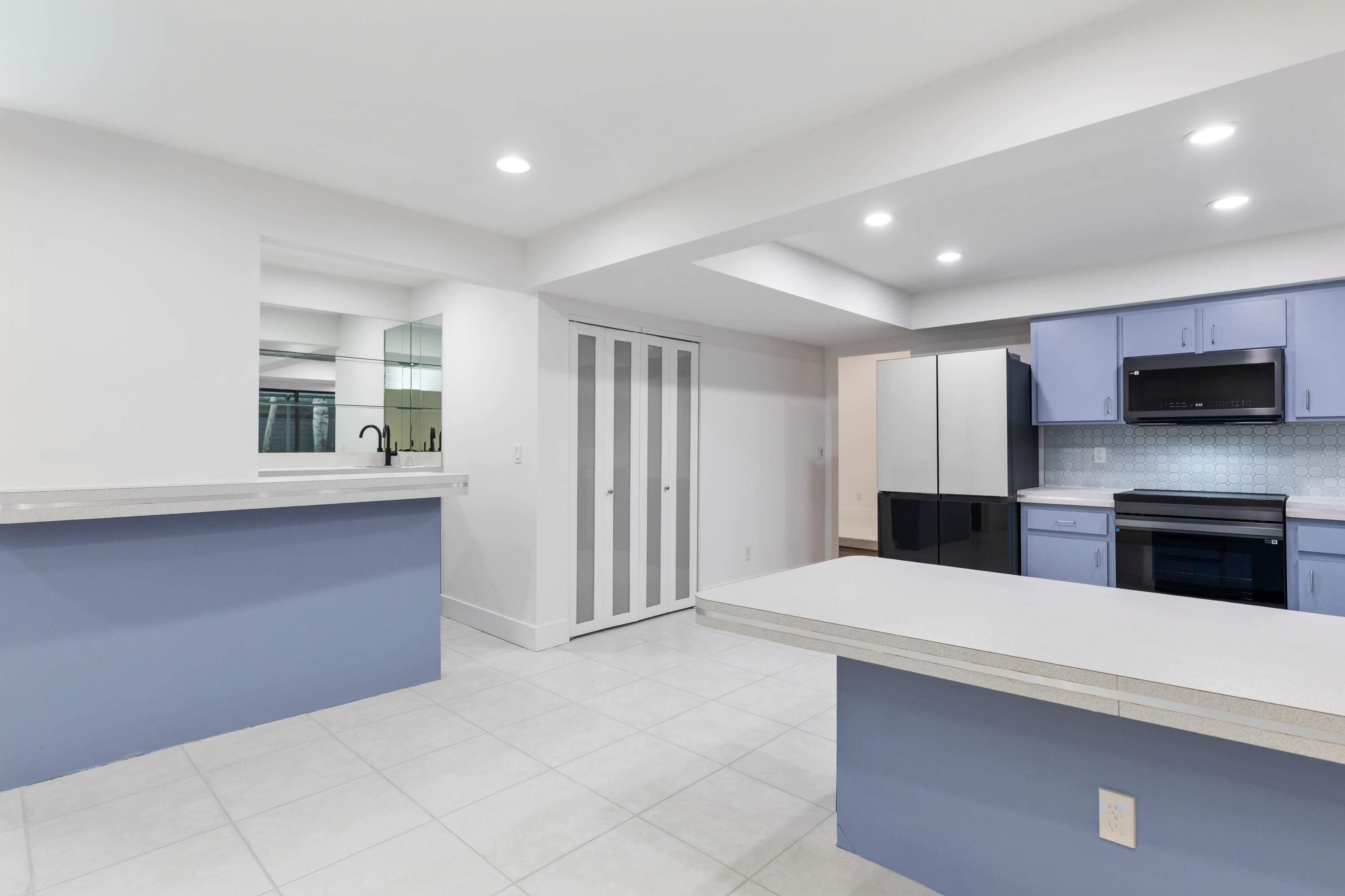 NOB HILL ESTATES 2 SEC - Residential