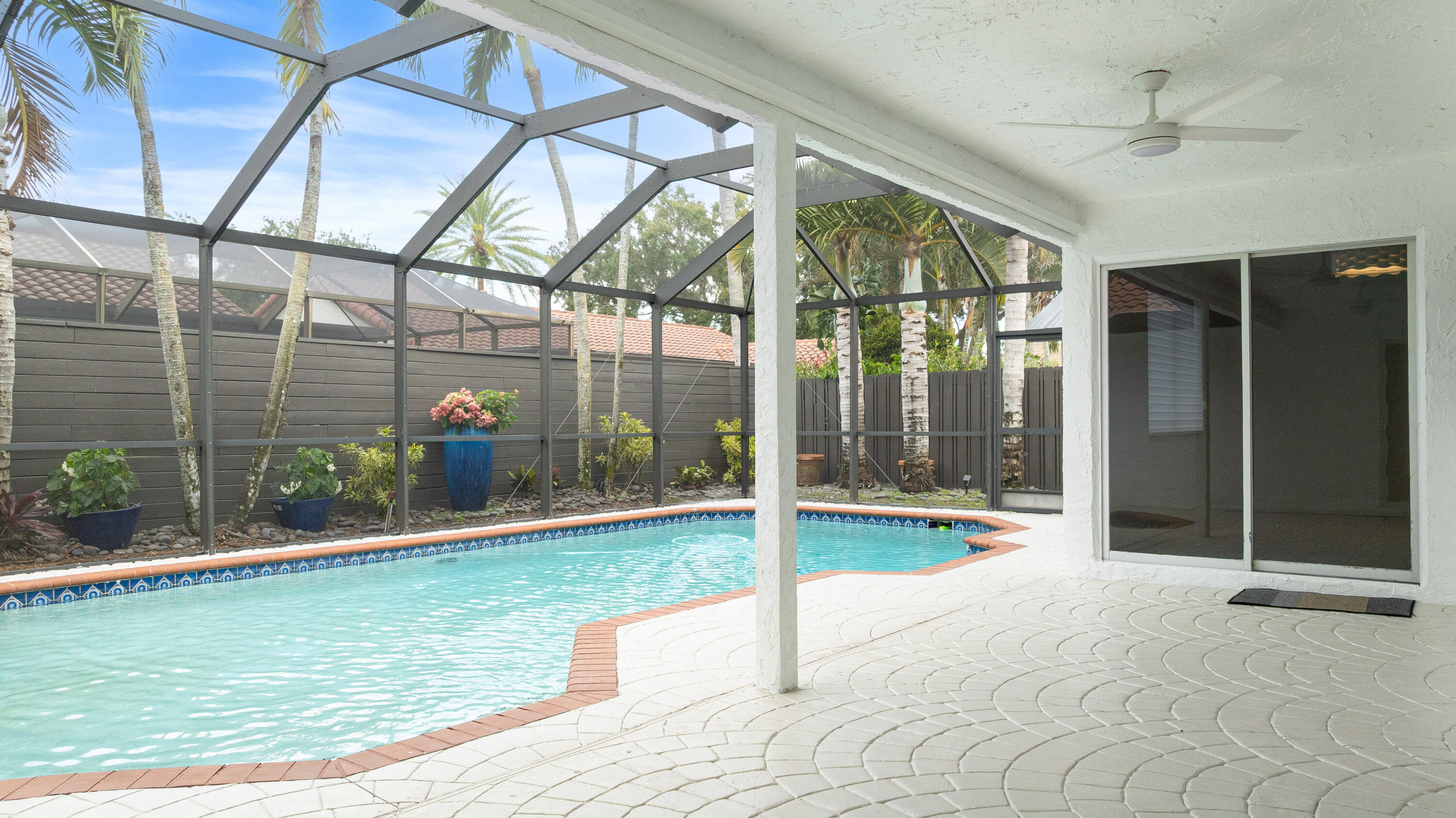 NOB HILL ESTATES 2 SEC - Residential