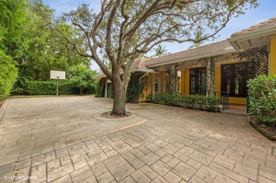 Lost Tree Village - Residential