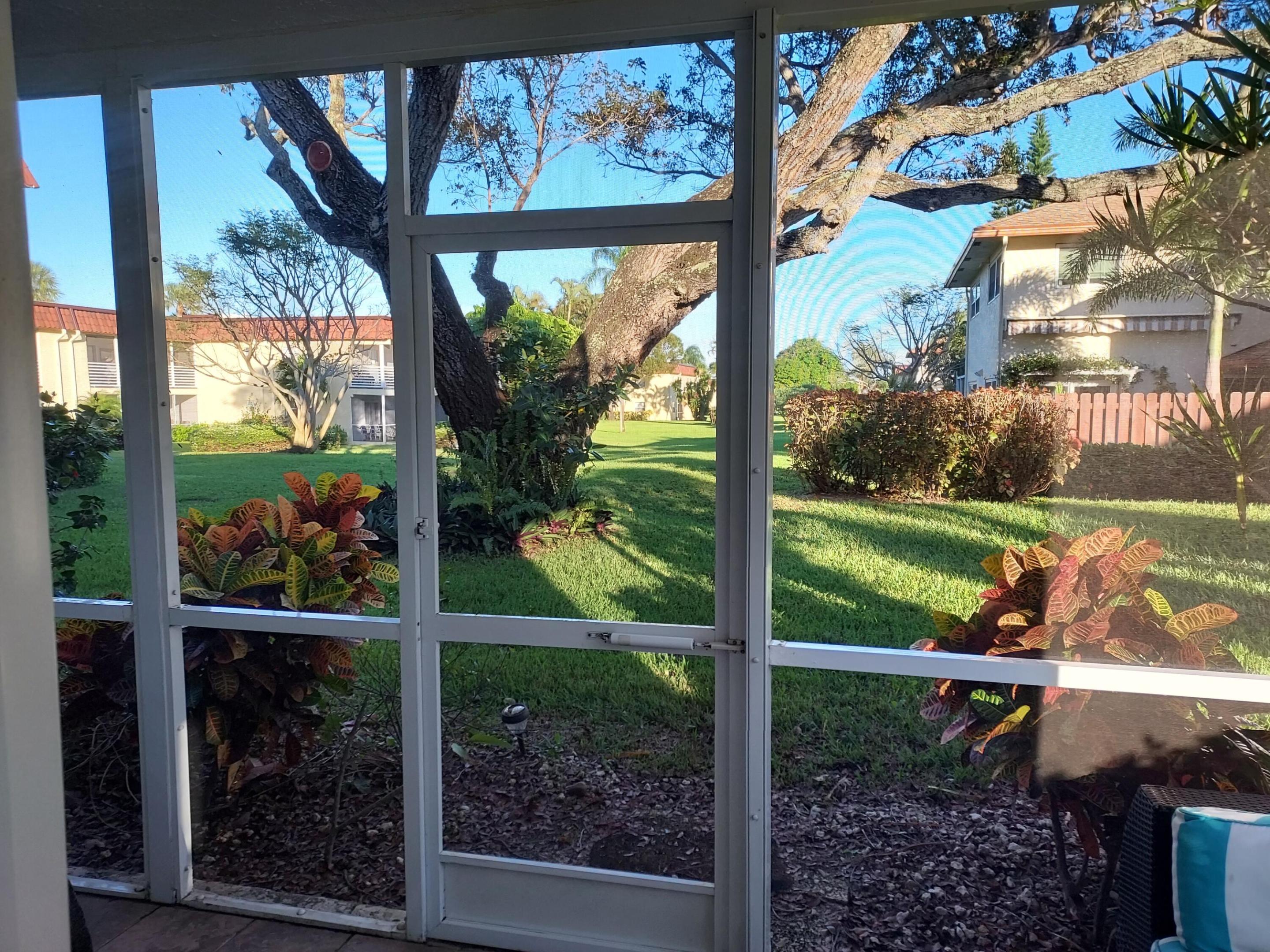 VILLAS ON THE GREEN CONDO - Residential Lease