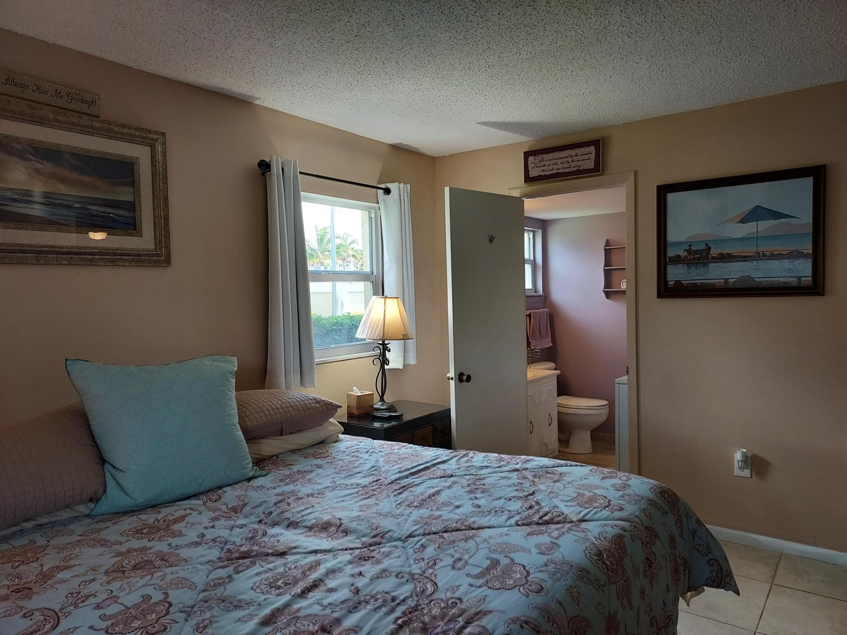 VILLAS ON THE GREEN CONDO - Residential Lease