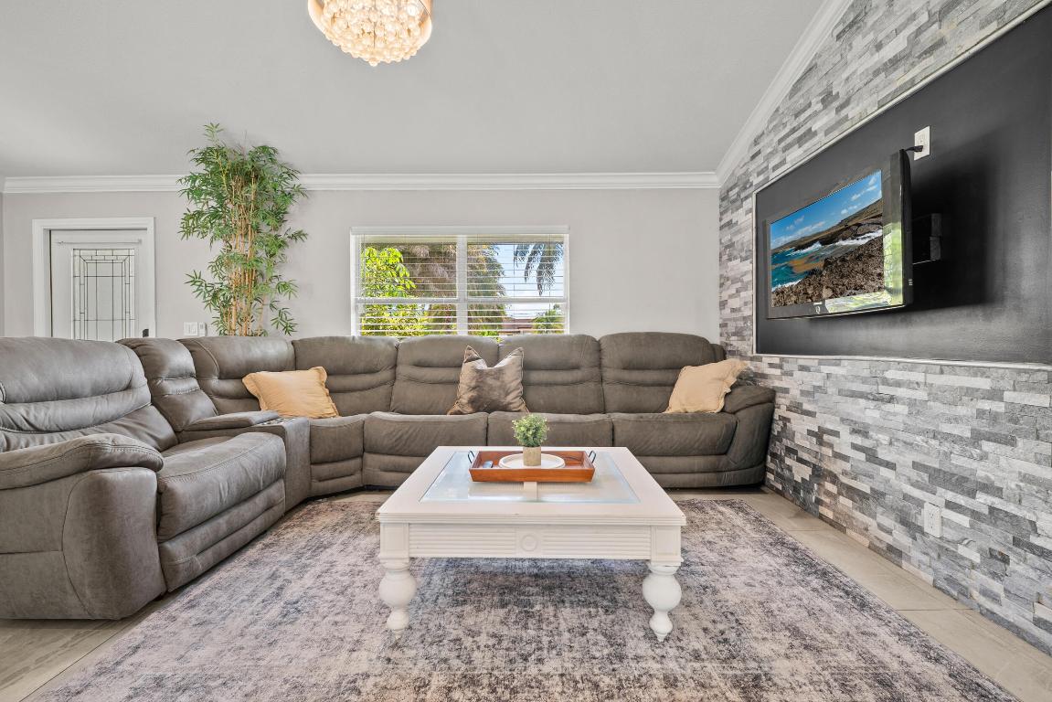 The Acreage - Residential