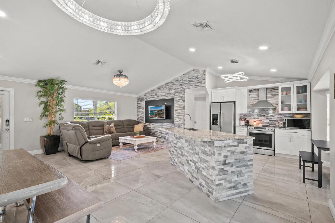 The Acreage - Residential