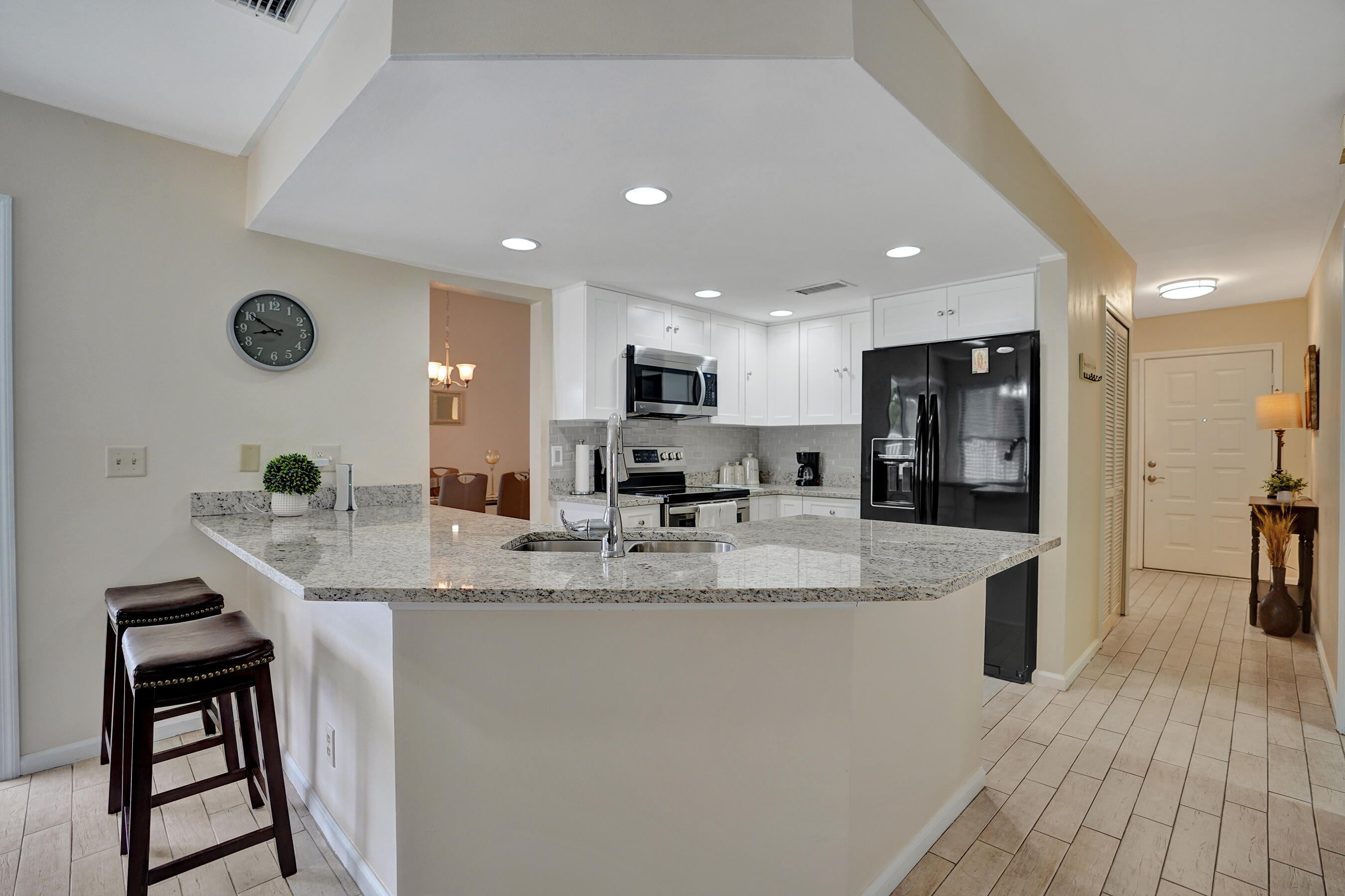 DOS LAGOS / SHORELINE - Residential
