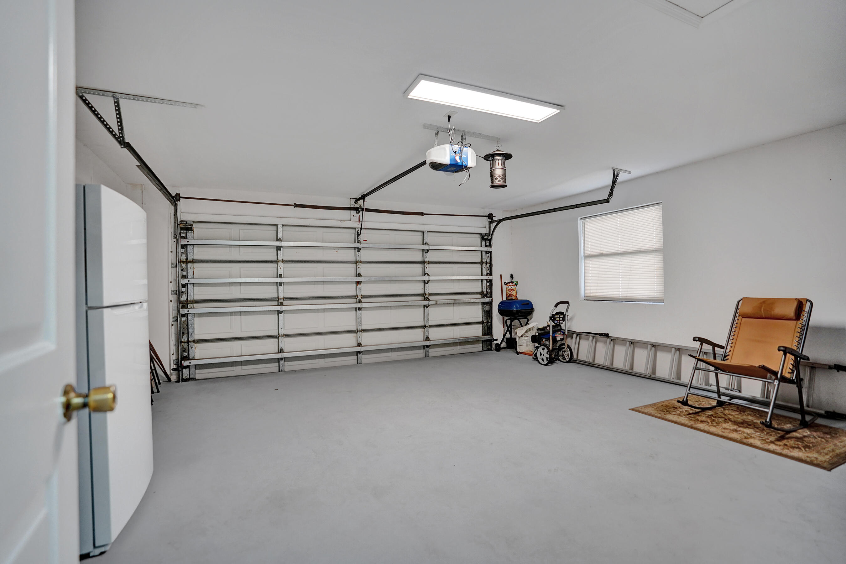 DOS LAGOS / SHORELINE - Residential