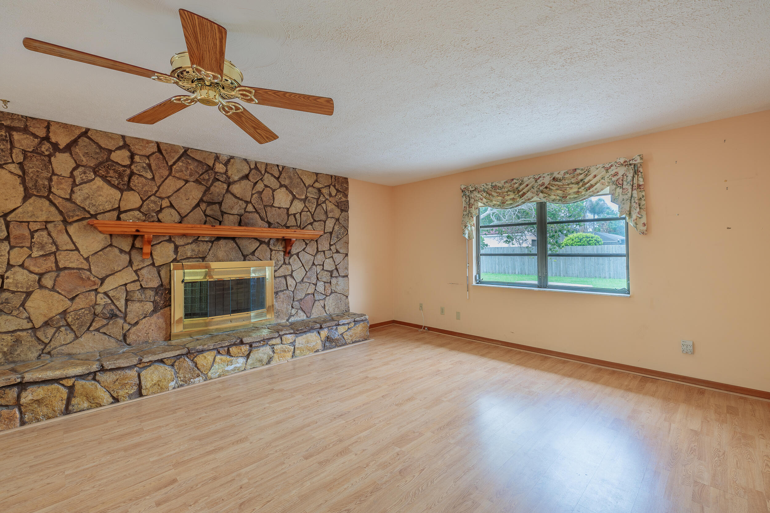 SOUTH PORT ST LUCIE UNIT 4 - Residential