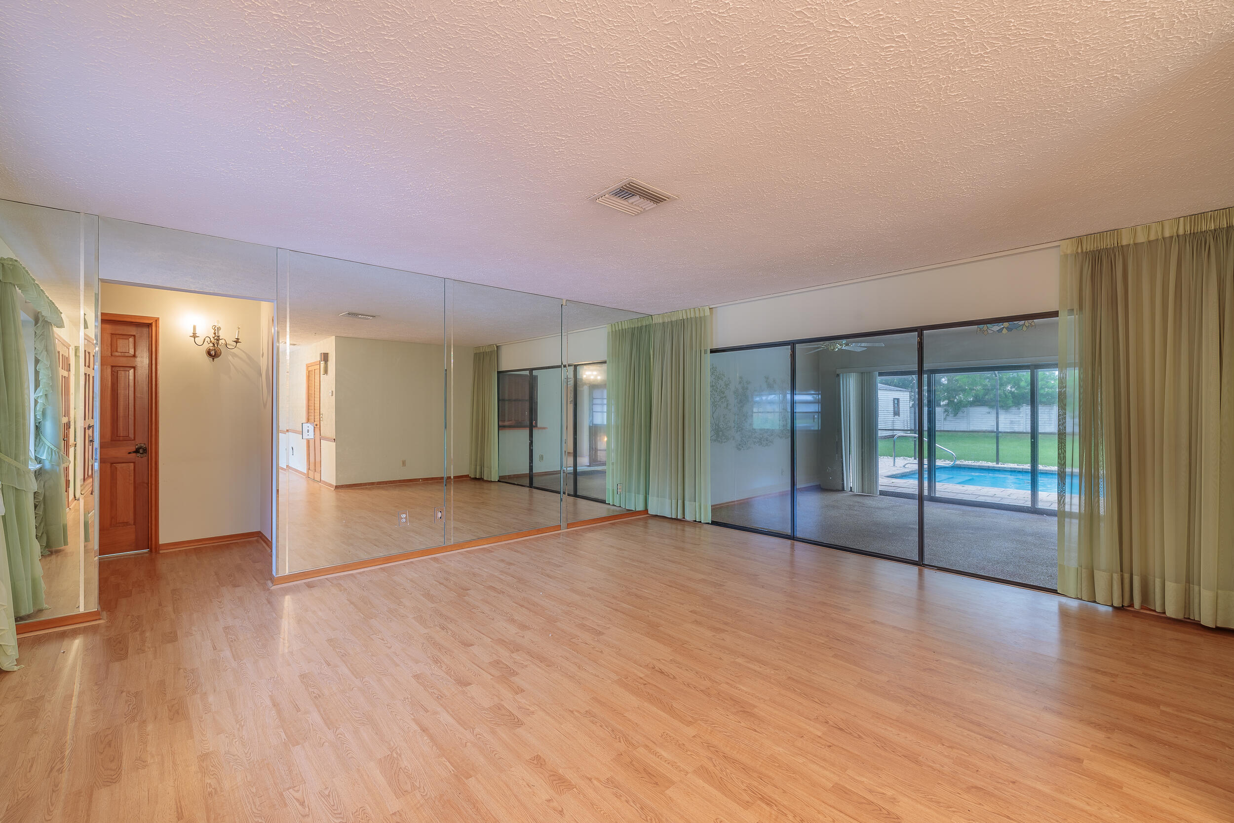 SOUTH PORT ST LUCIE UNIT 4 - Residential