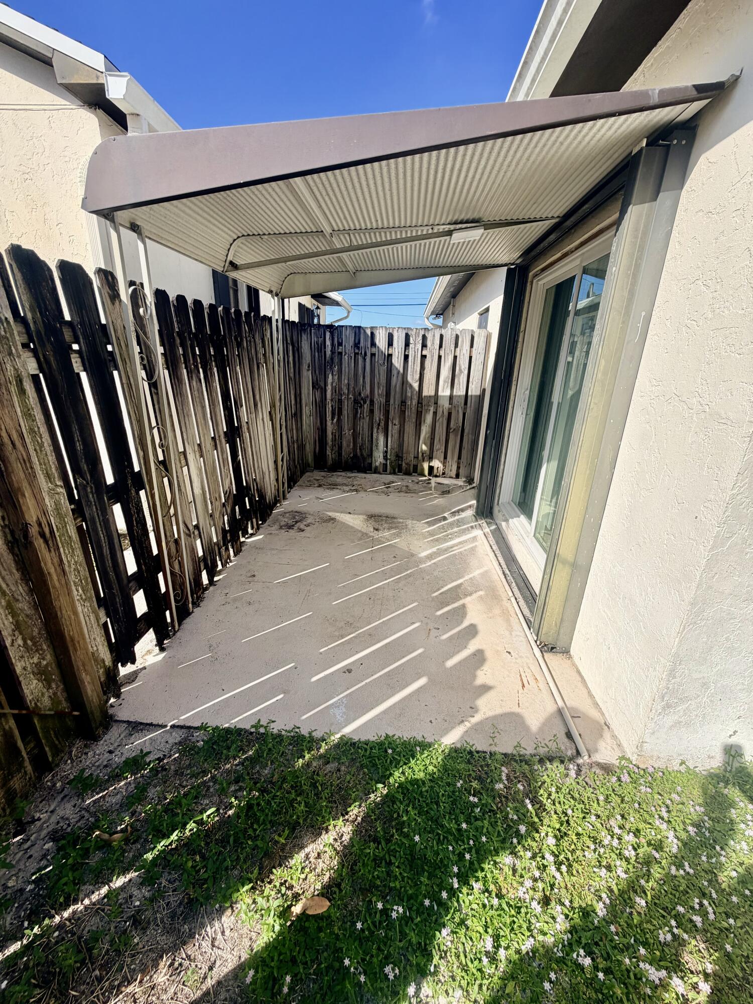 WOODLAWN - Residential Lease