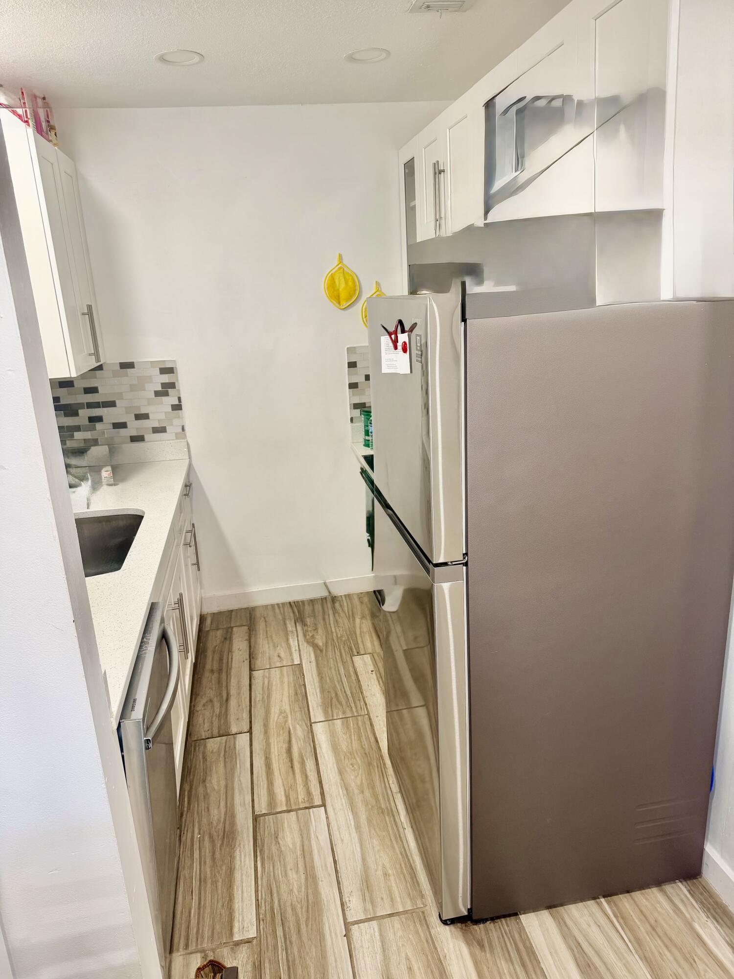 WOODLAWN - Residential Lease