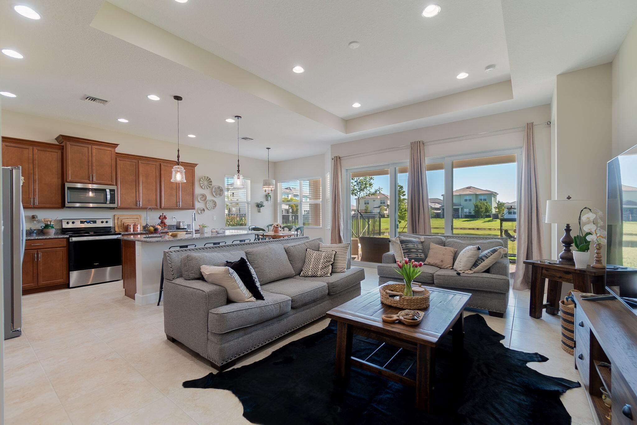 GROVES OF WESTLAKE - Residential Lease