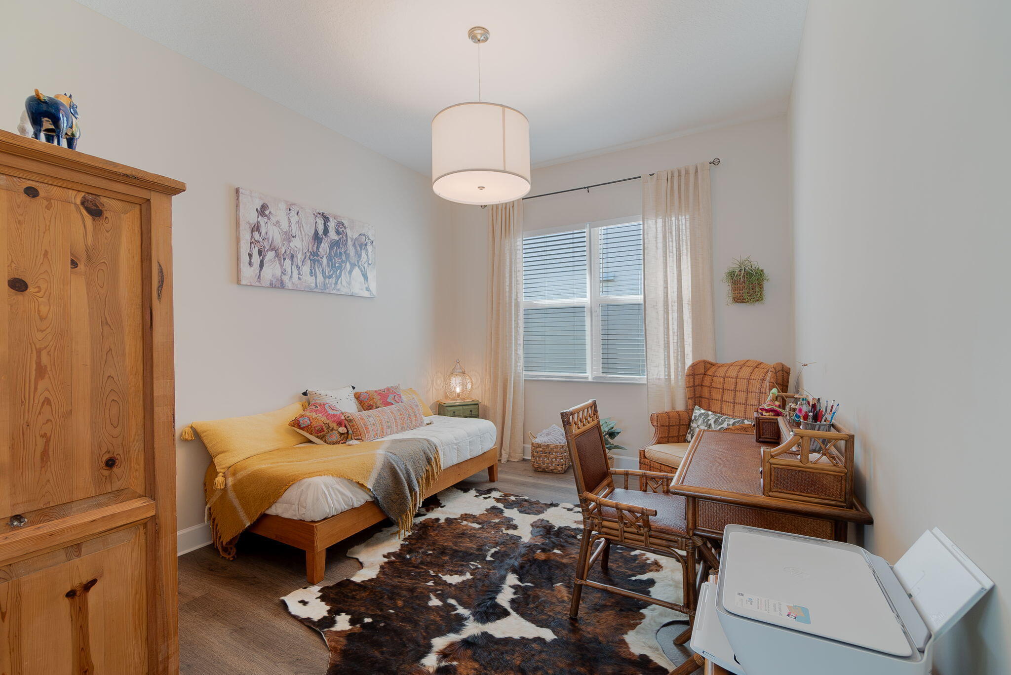 GROVES OF WESTLAKE - Residential Lease
