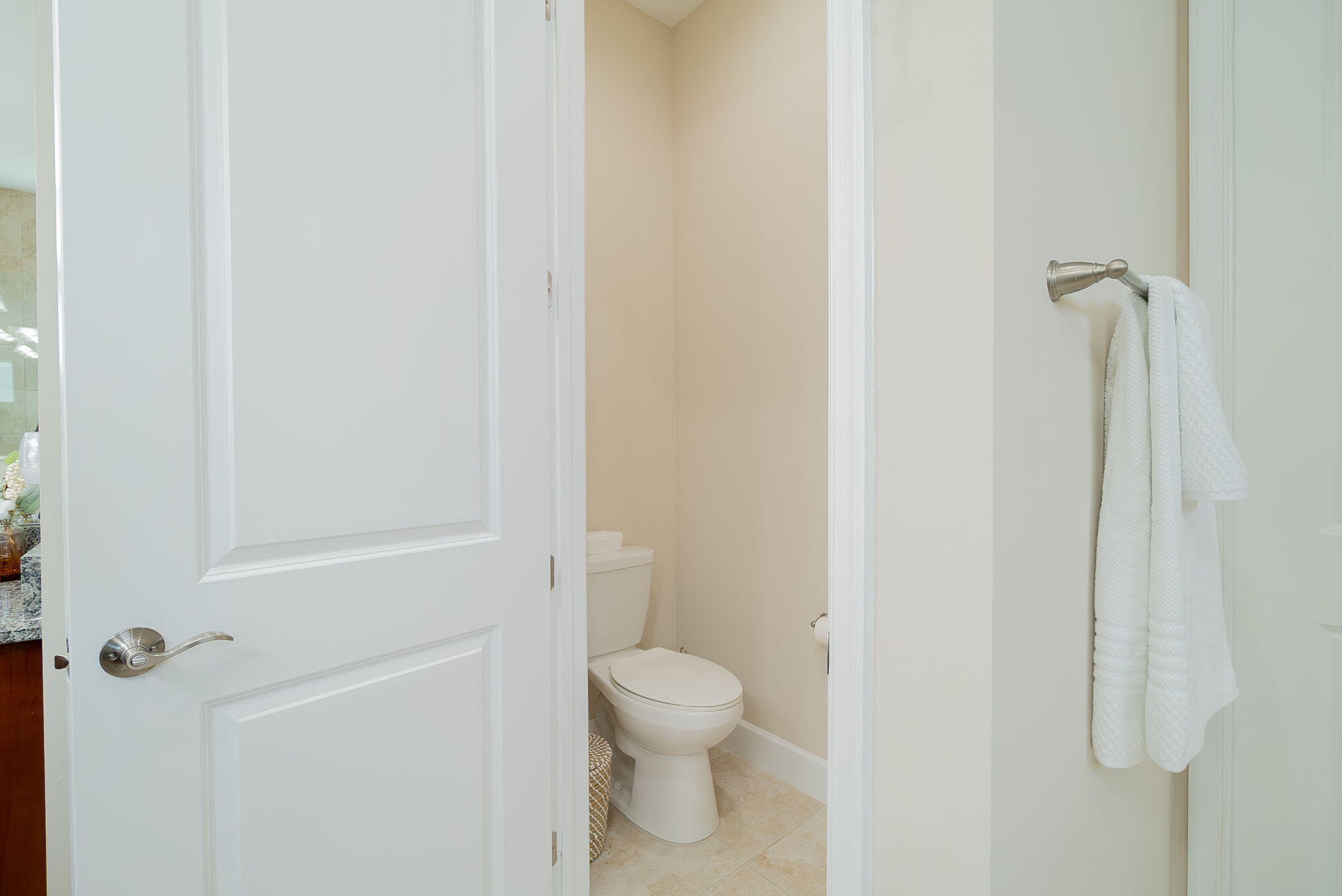 GROVES OF WESTLAKE - Residential Lease