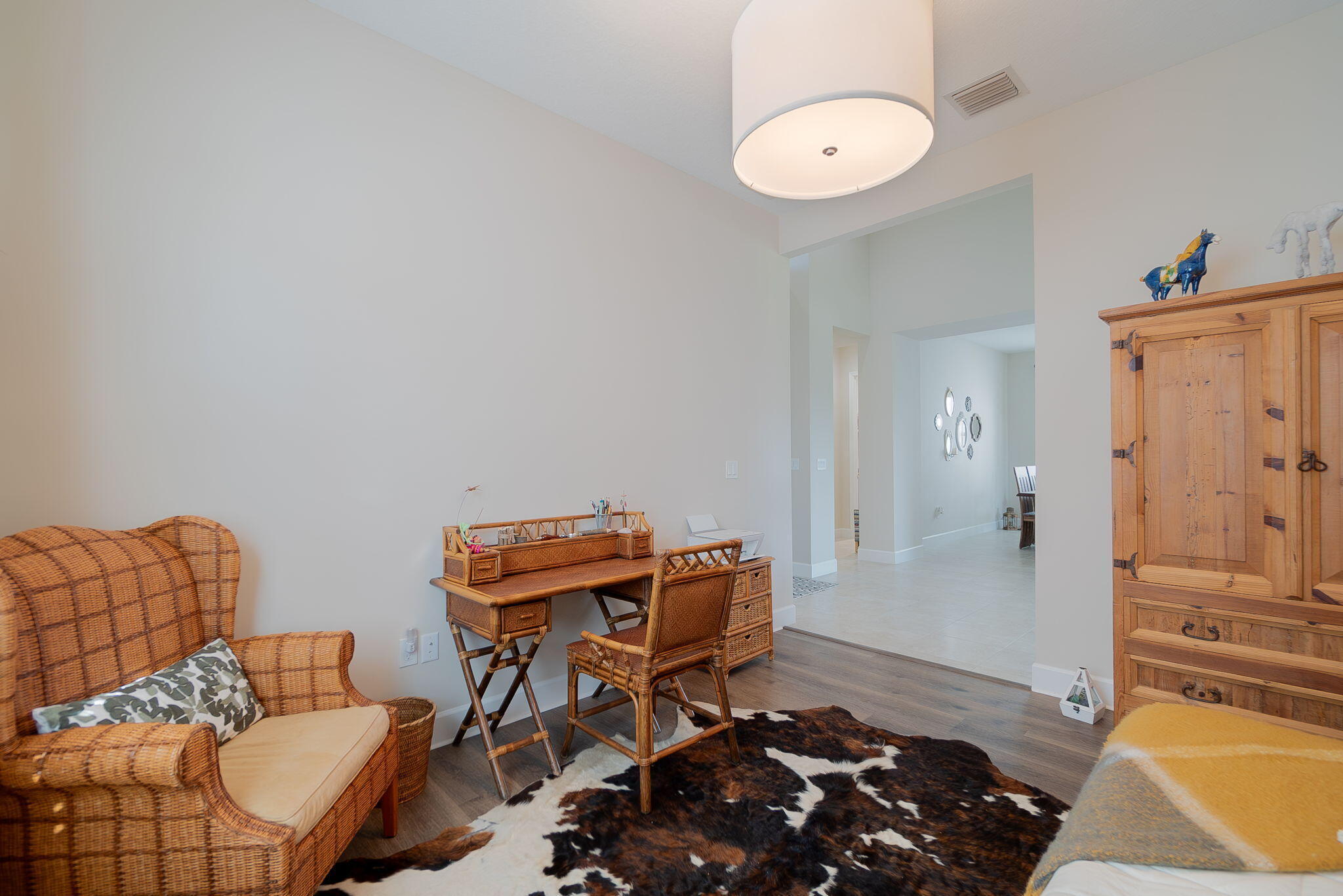 GROVES OF WESTLAKE - Residential Lease