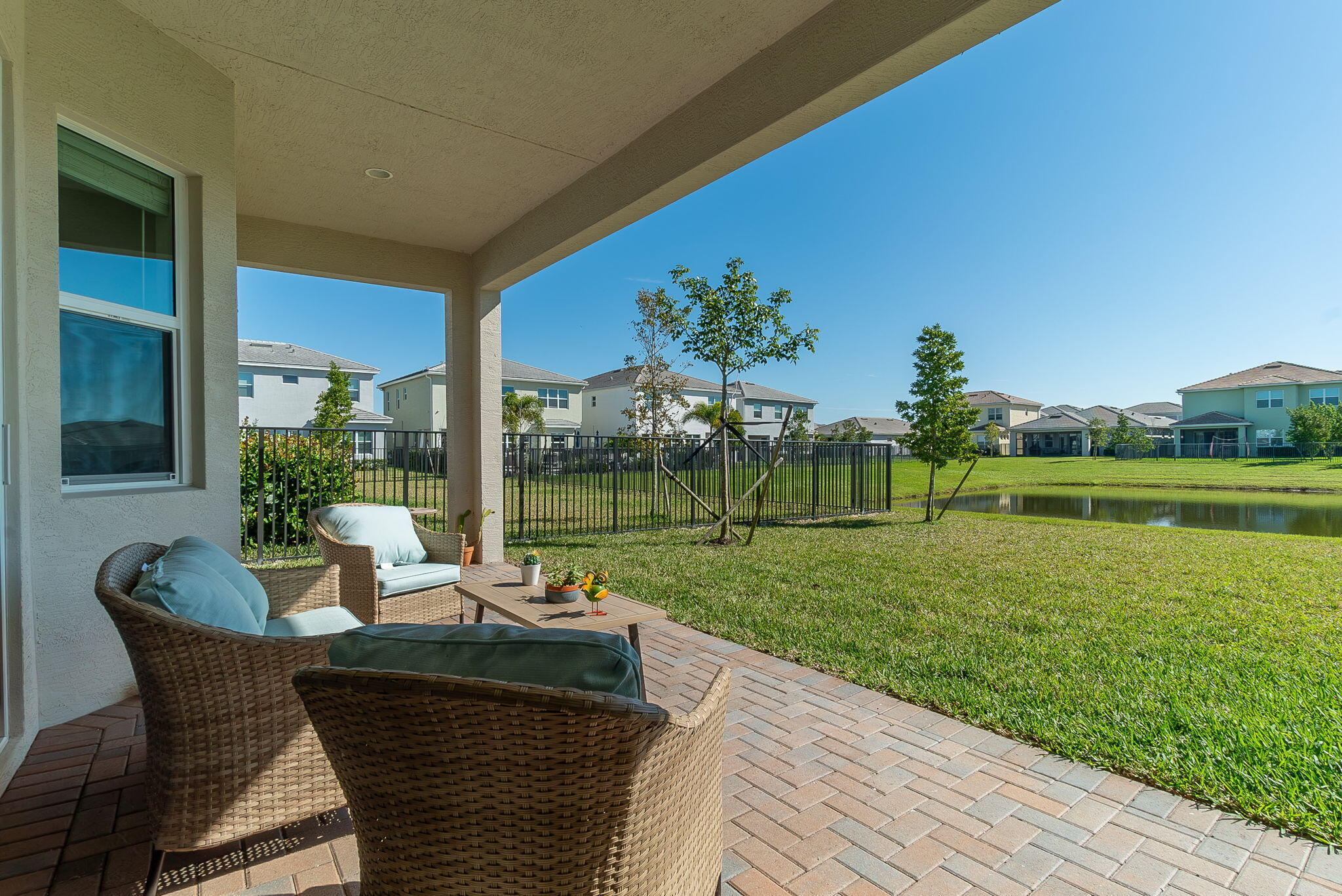 GROVES OF WESTLAKE - Residential Lease