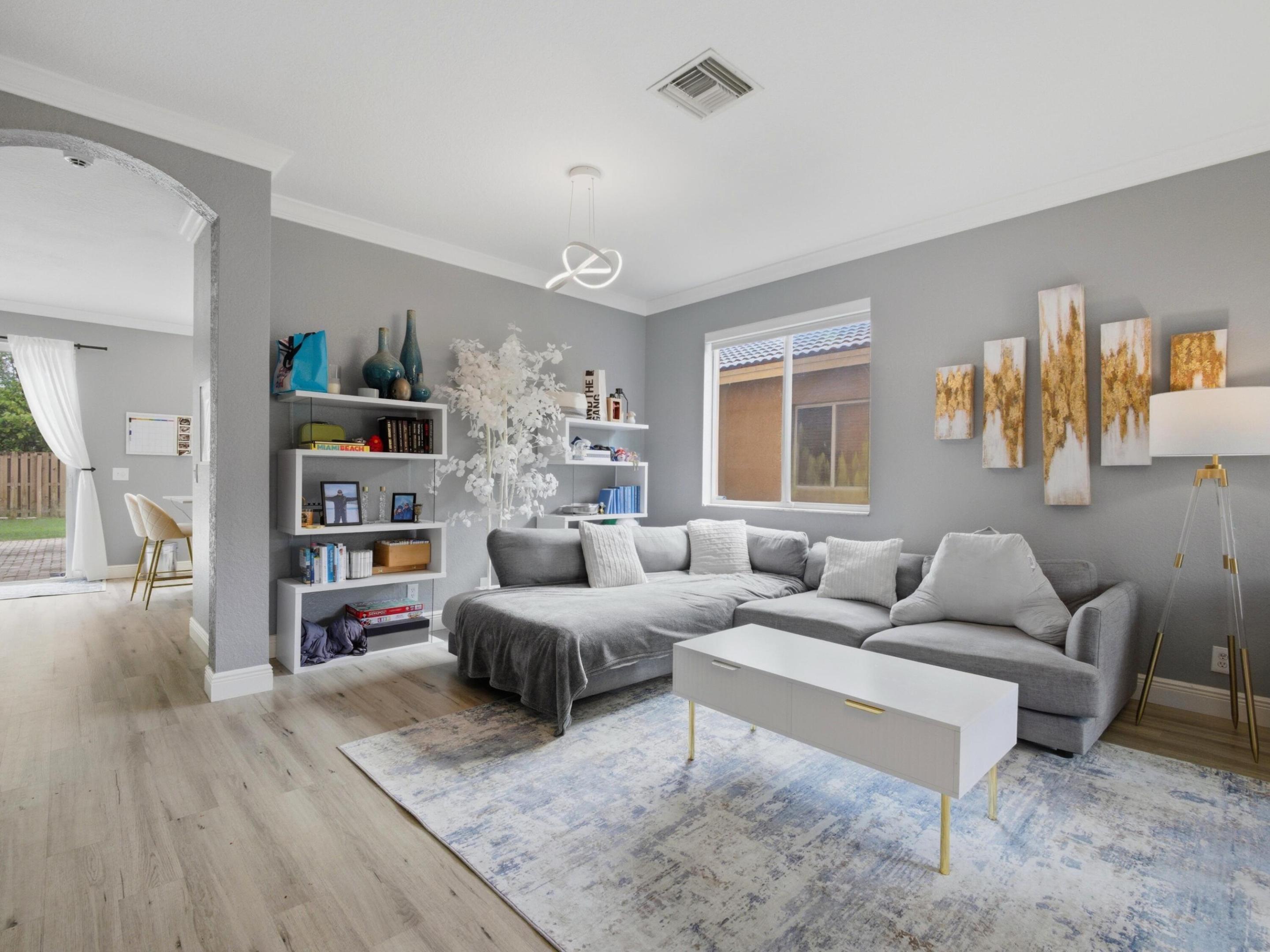 BANYAN TRAILS - Residential