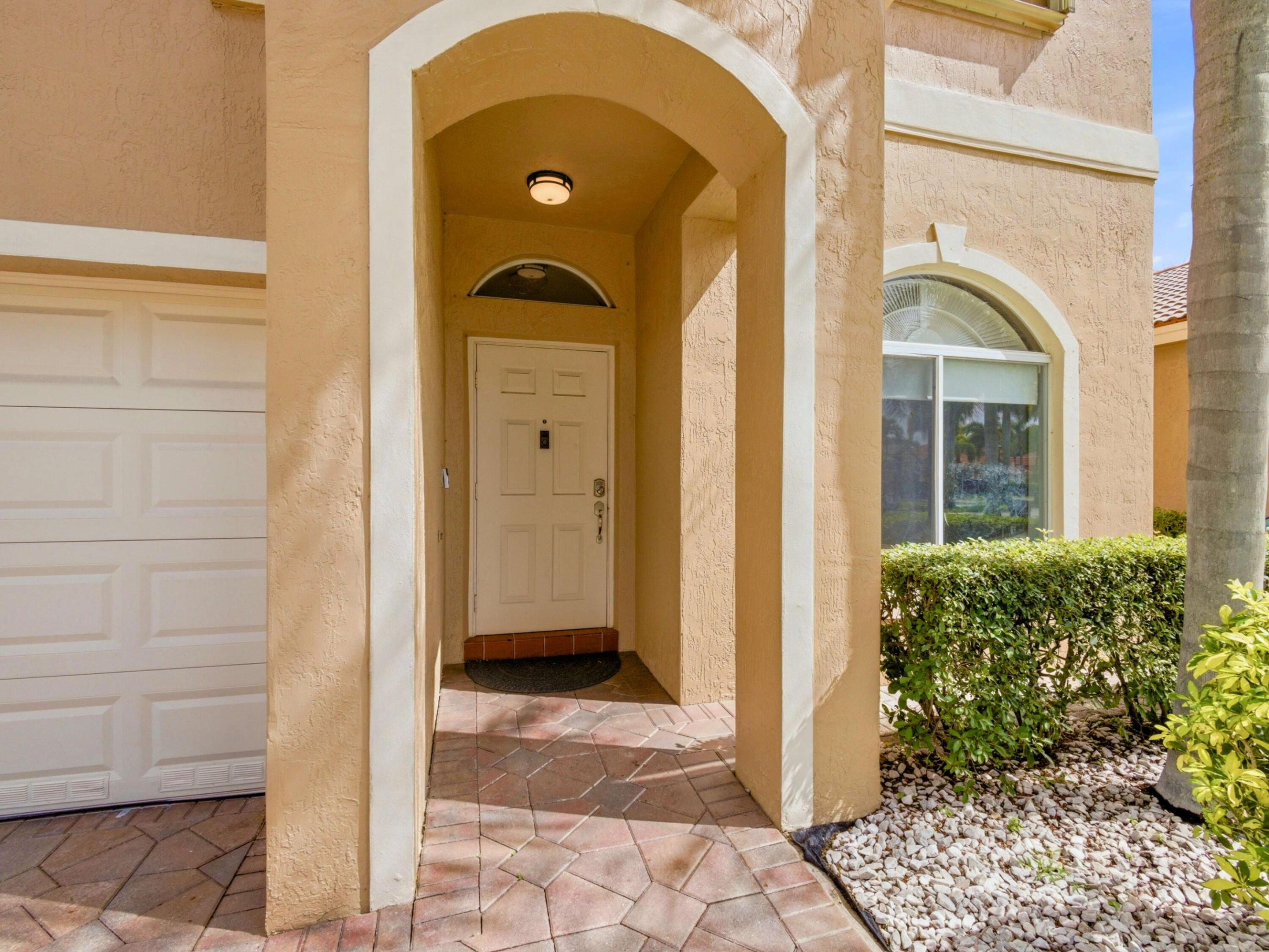 BANYAN TRAILS - Residential