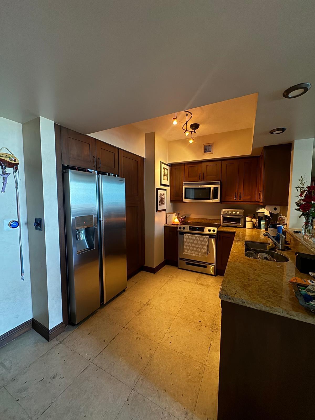 DUO CONDOMINIUM EAST - Residential
