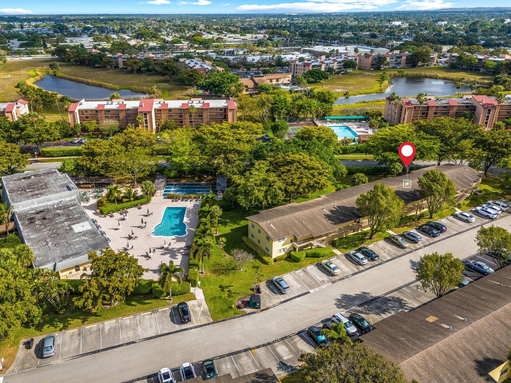ORIOLE GARDENS THREE 89 CONDO - Residential